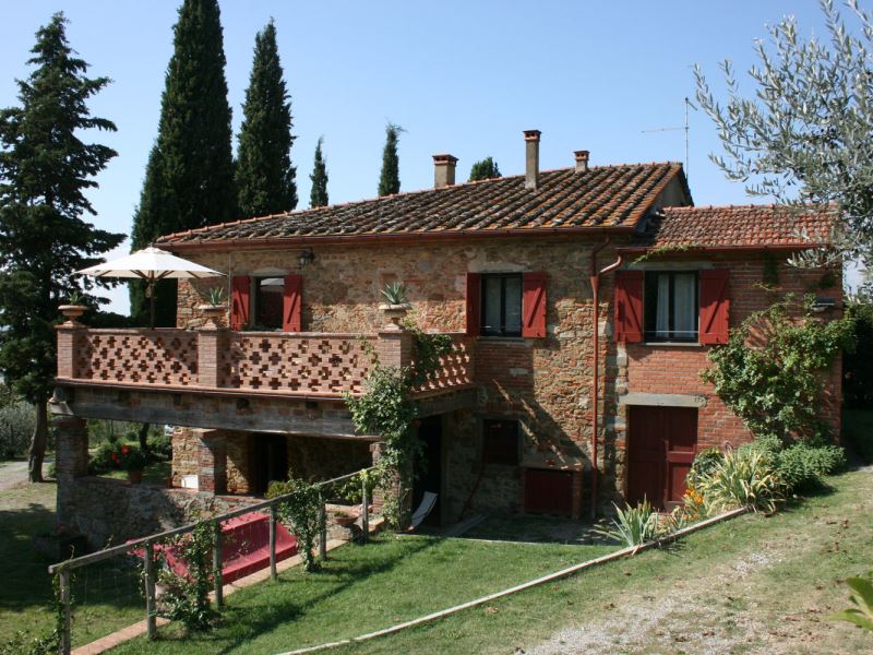 Casale Il trecento house with tennis court
