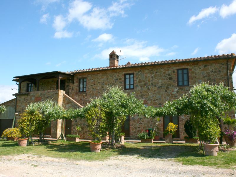 Casa bella villa with fenced private pool and tennis court