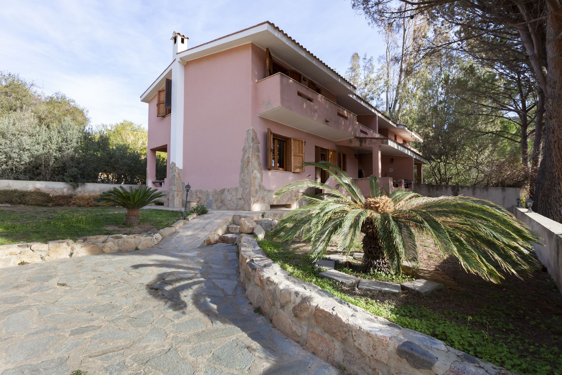 villa Giulia few steps from white sandy beach