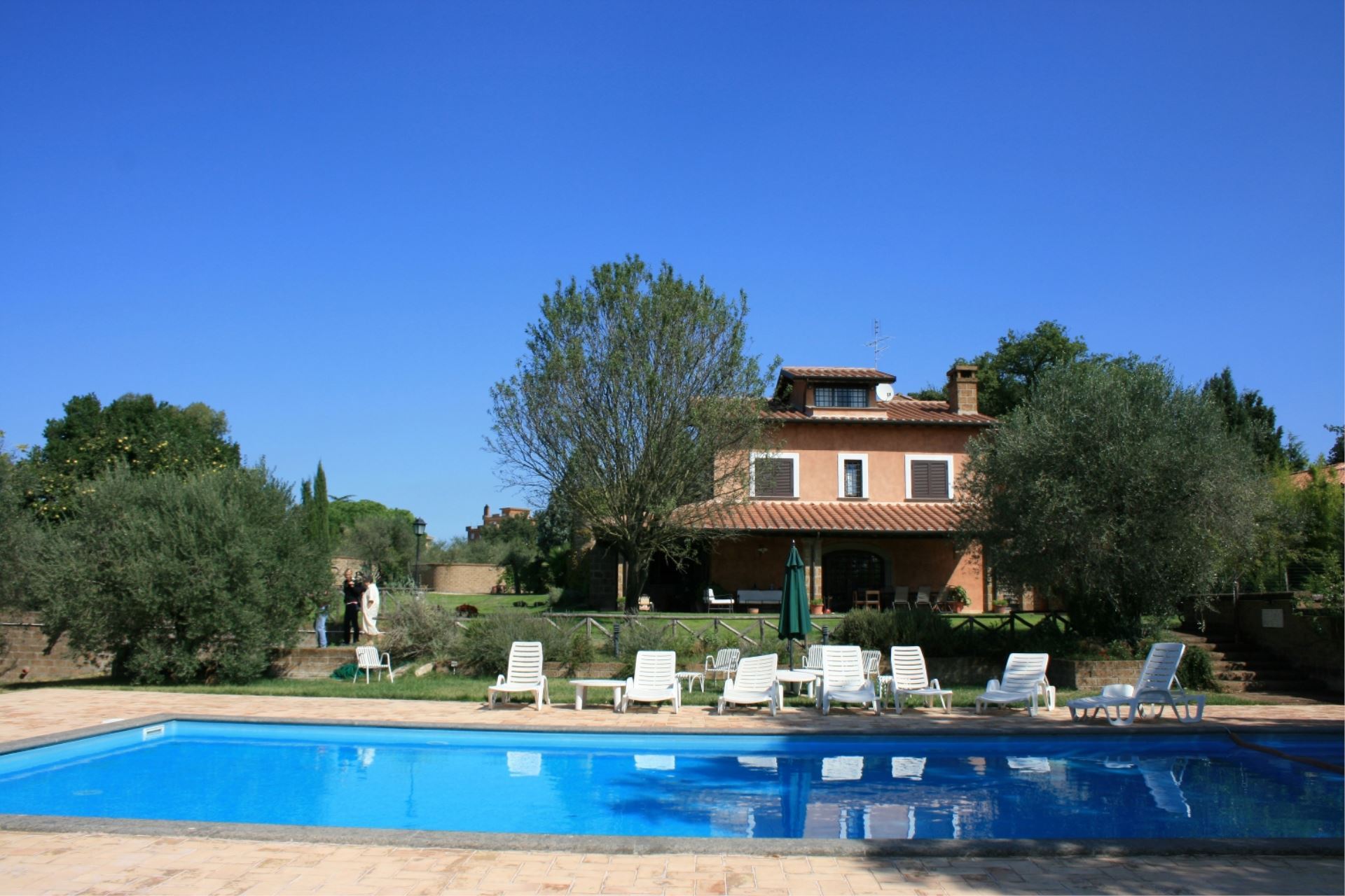 VILLA TUSCIA