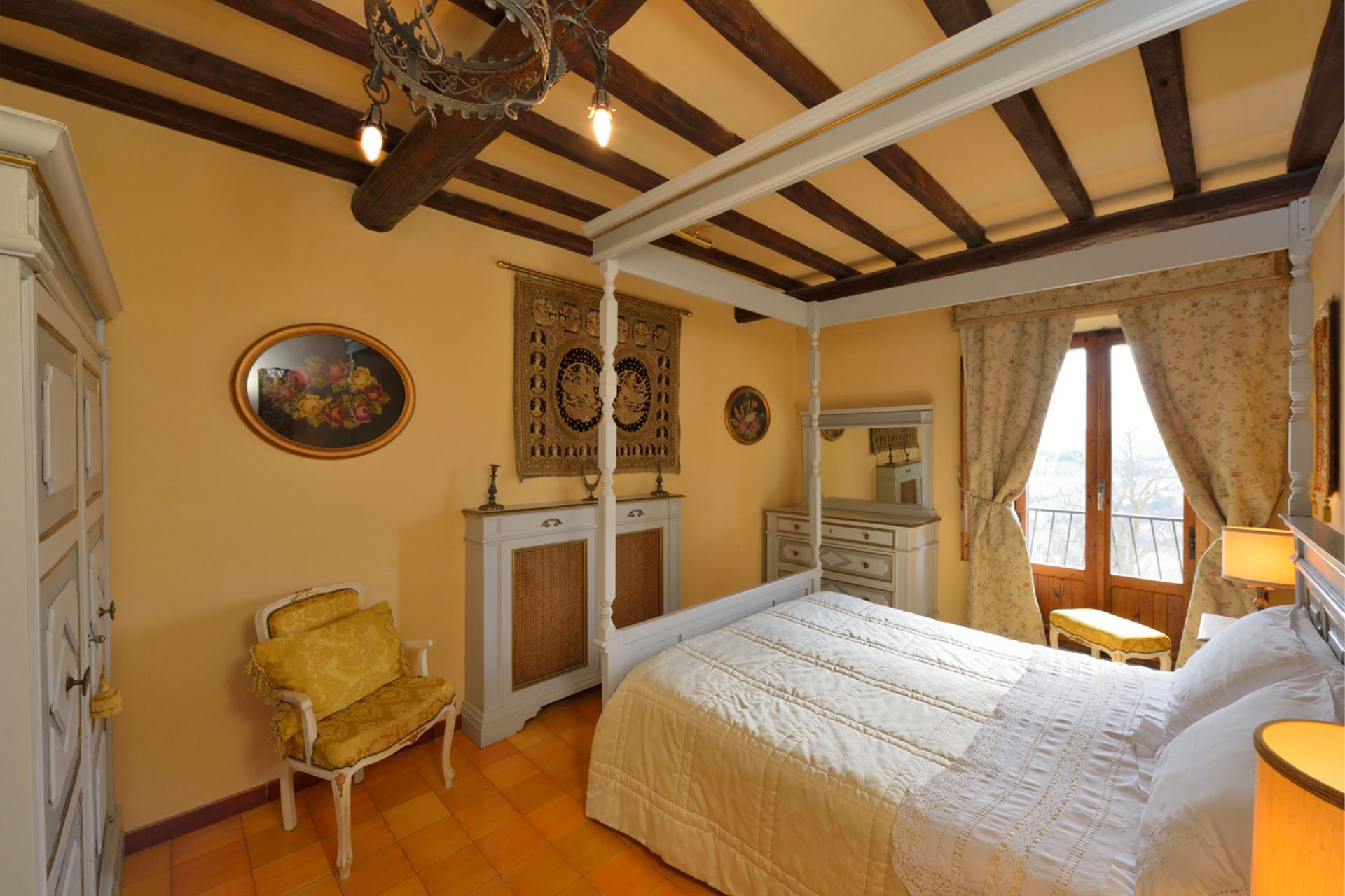 CASA STUJASMINE CIN:IT052015B4F9OK8TBE