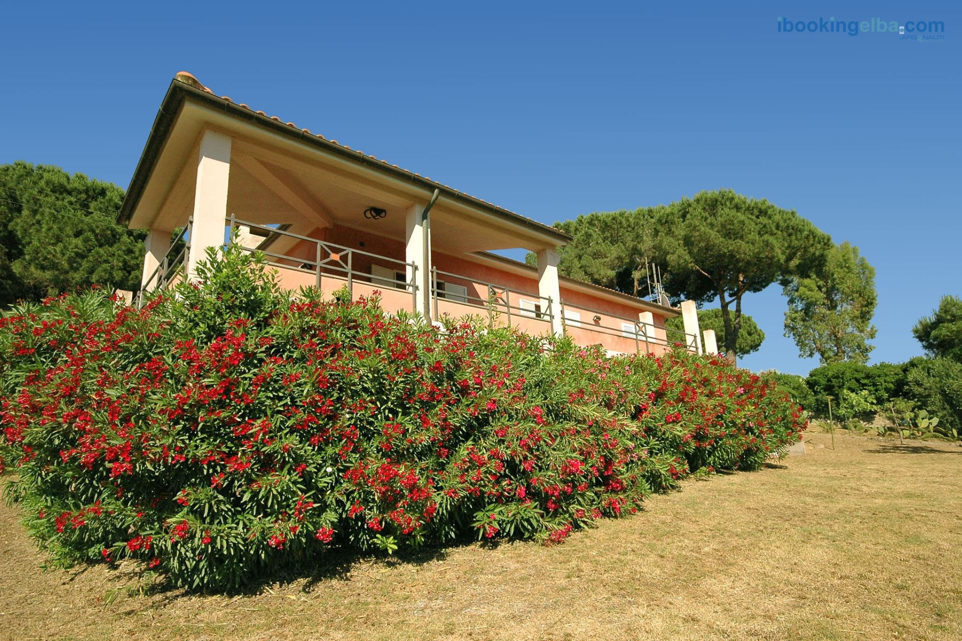 VILLA MANUELA