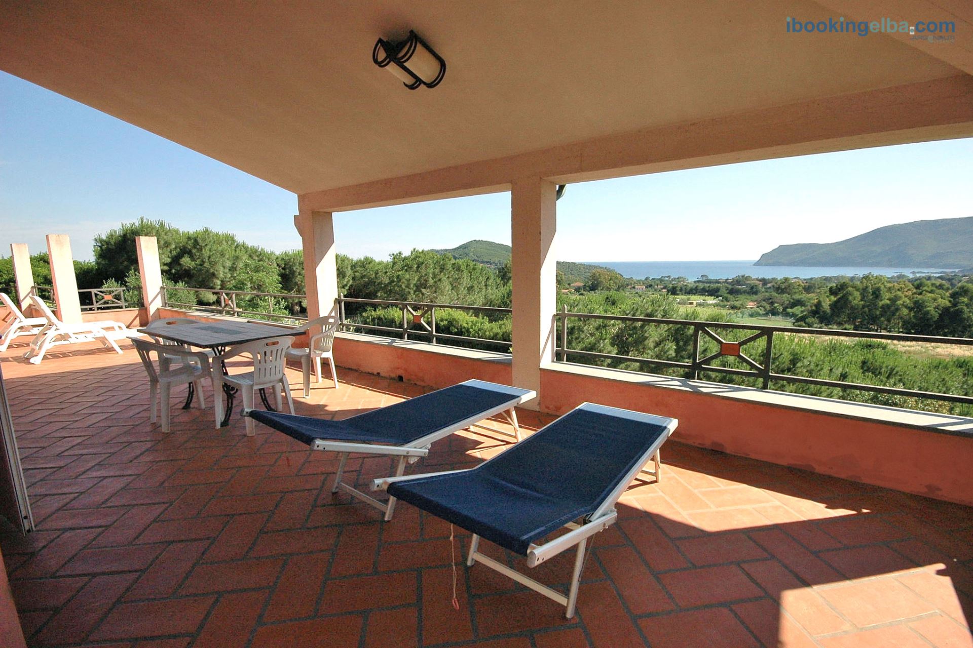 VILLA MANUELA - VERANDA / PATIO