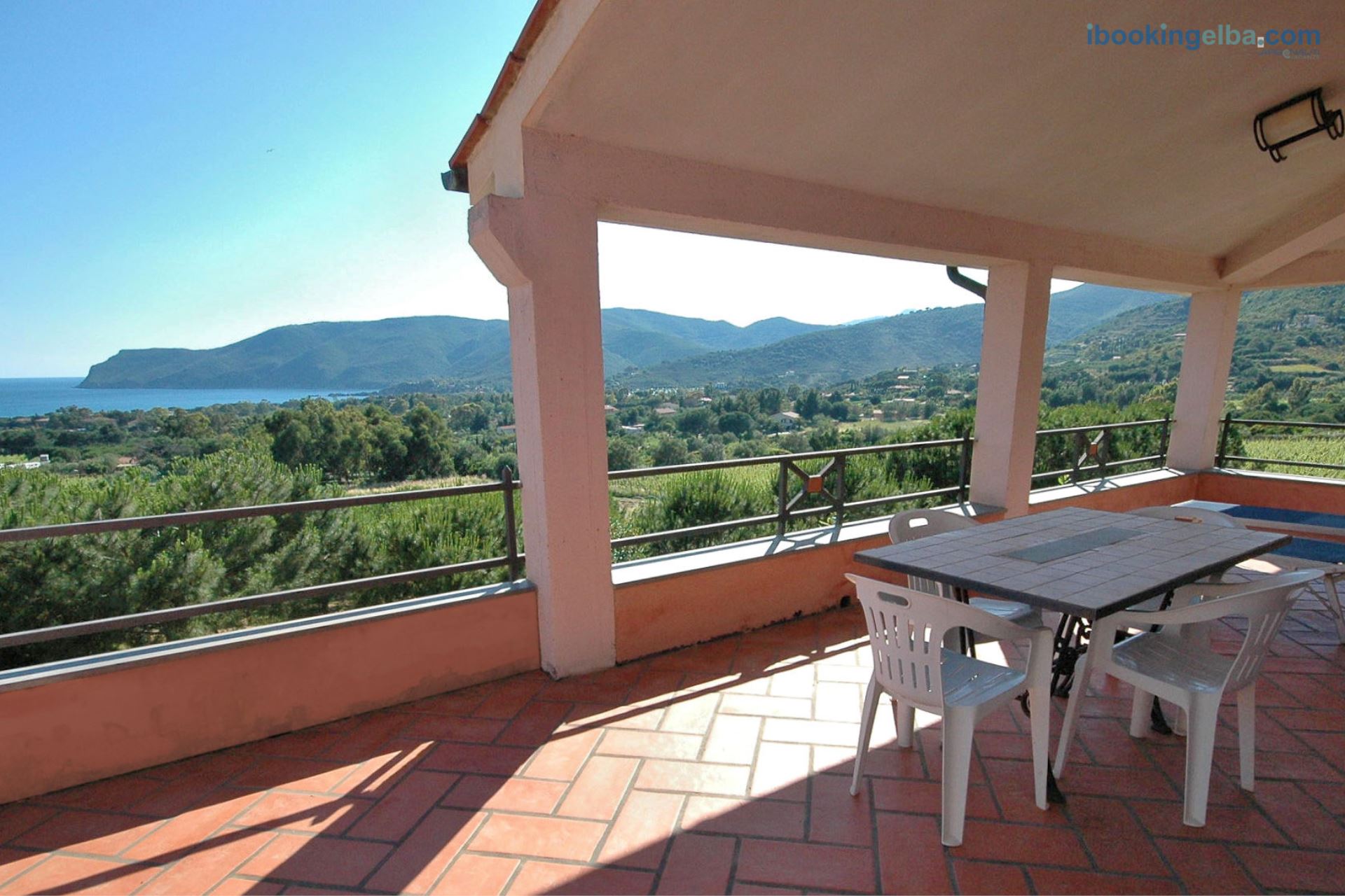 VILLA MANUELA - VERANDA / PATIO