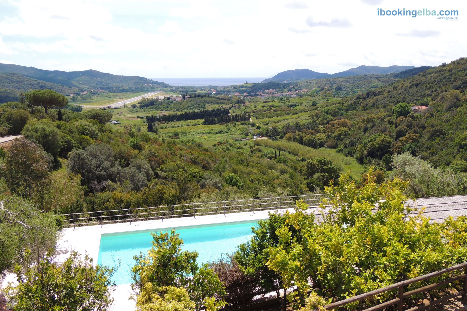 Appartamenti Le Solane - Vista Piscina
