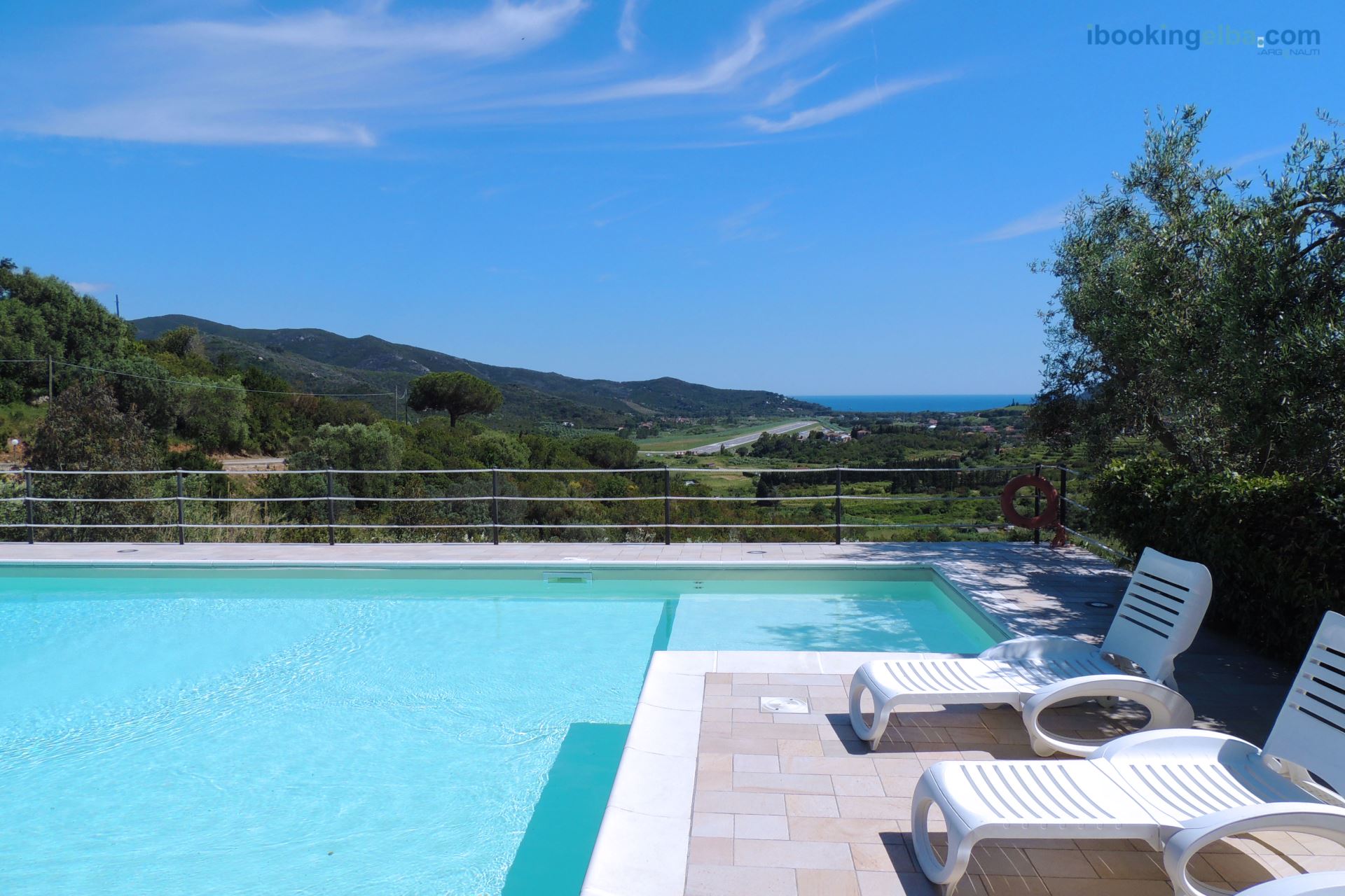 Appartamenti Le Solane - Piscina