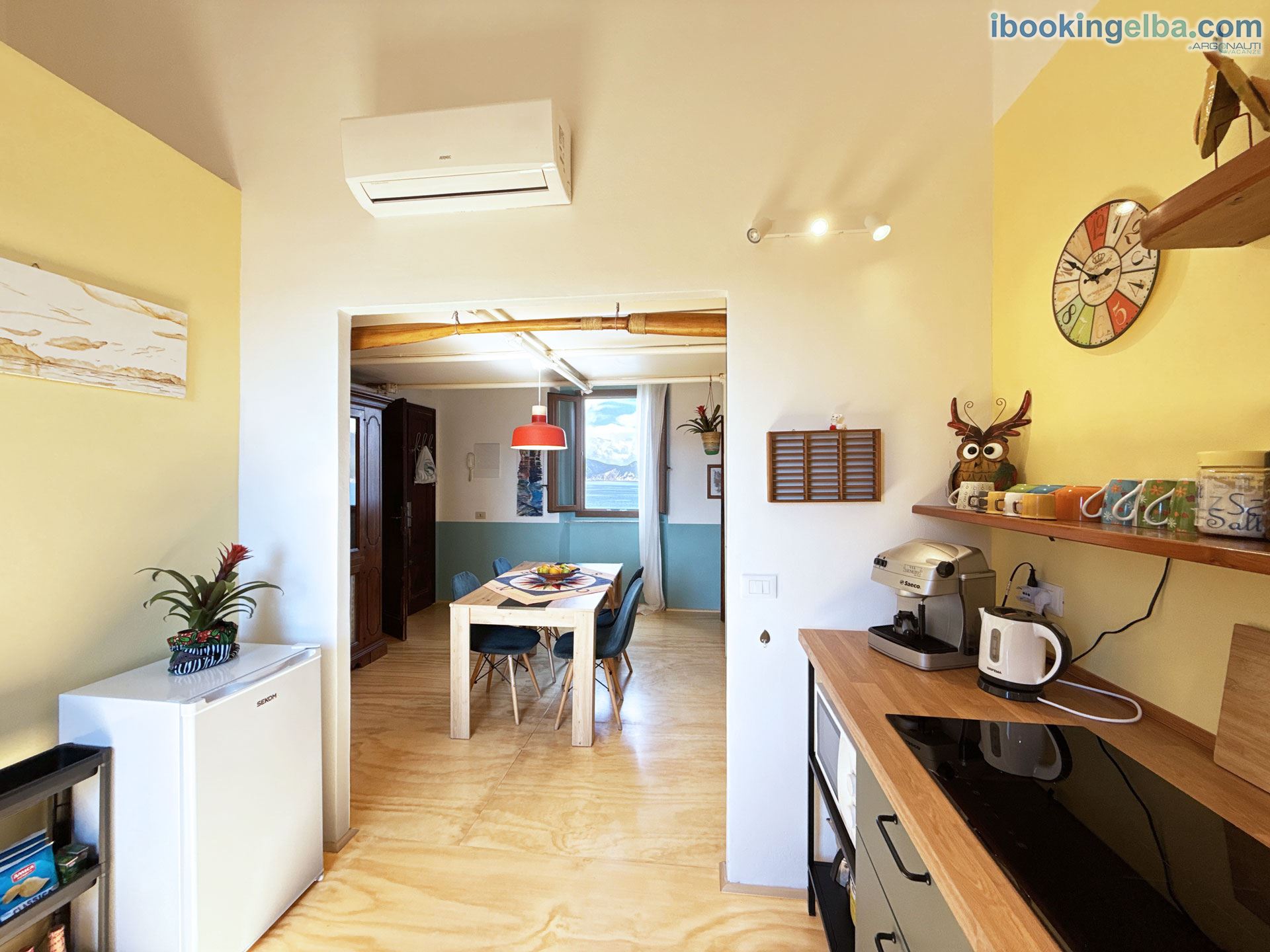 Angoli del Mare - Cucina e vista del Soggiorno