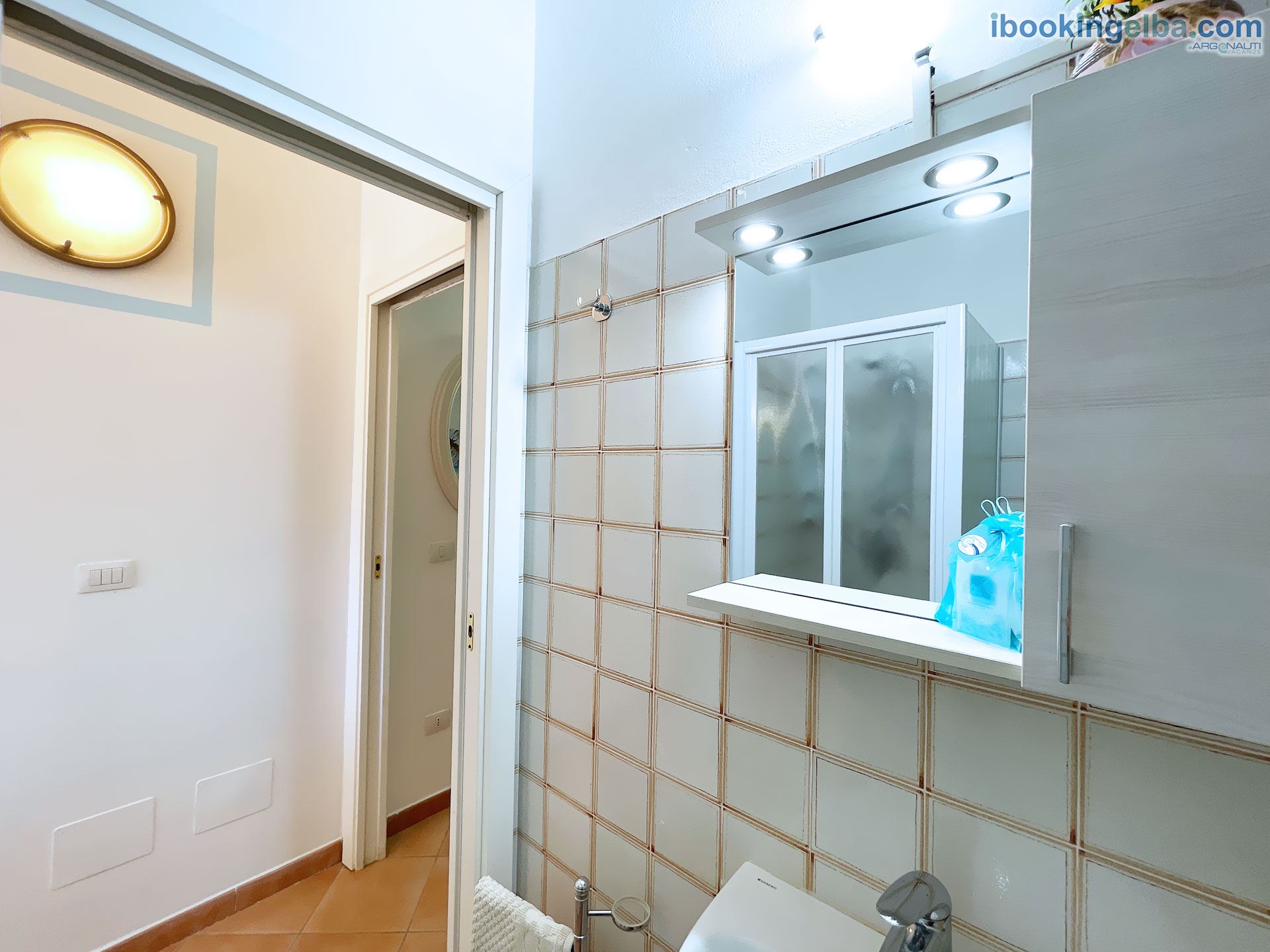 La Risacca - Bilocale - Bagno con box doccia