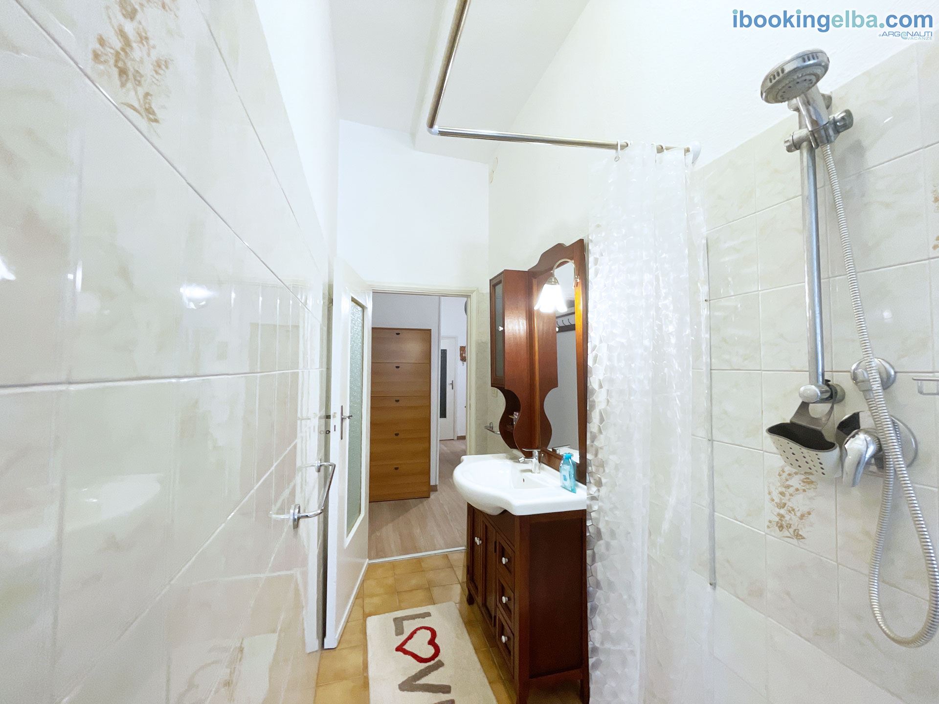 Casa Camilla - Bagno con doccia (con tenda)