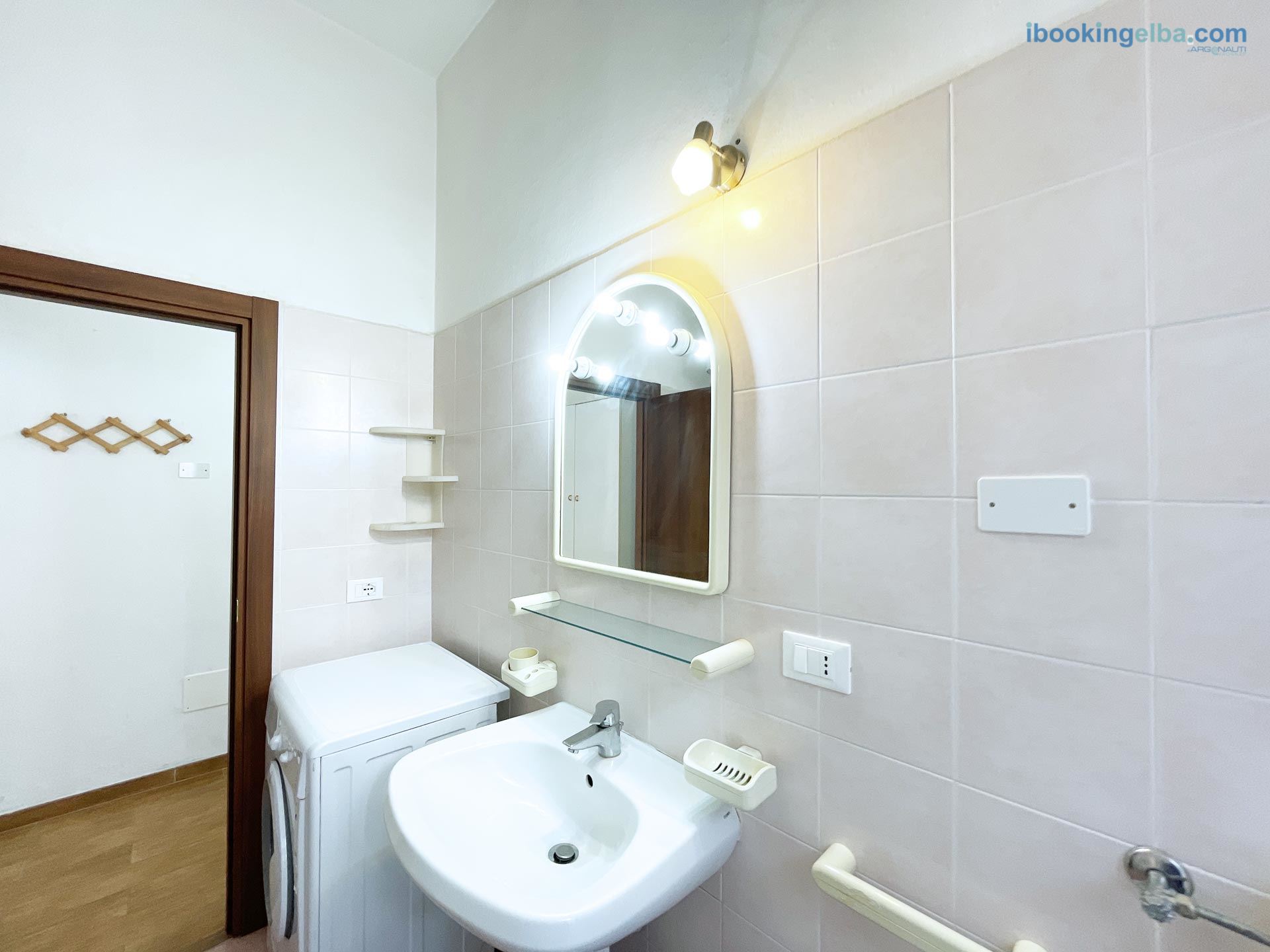 Casa Giuseppina - Seccheto - Bagno con Box Doccia