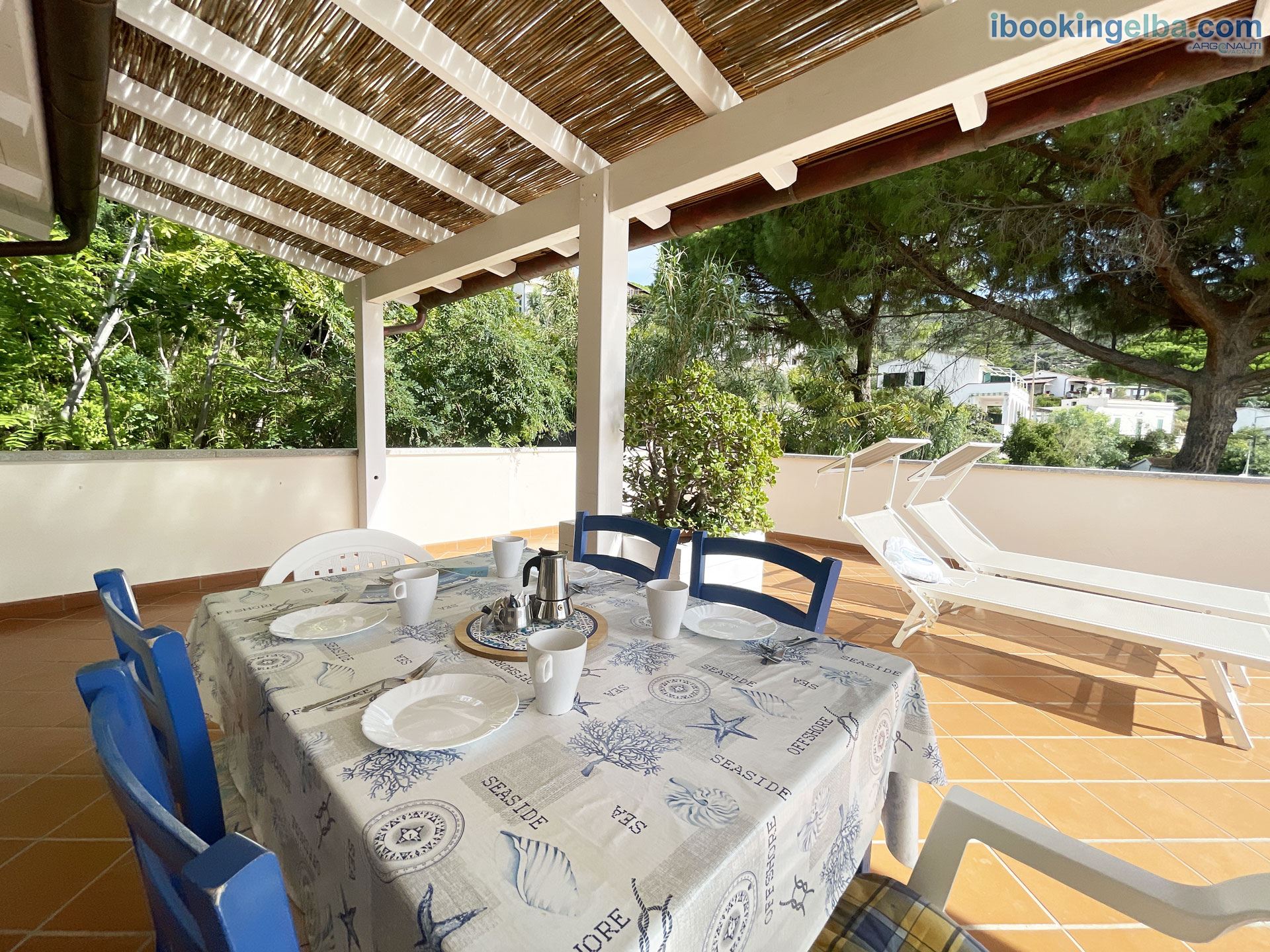 Cavoli Beach - Zona Pranzo in Terrazza Vista Mare
