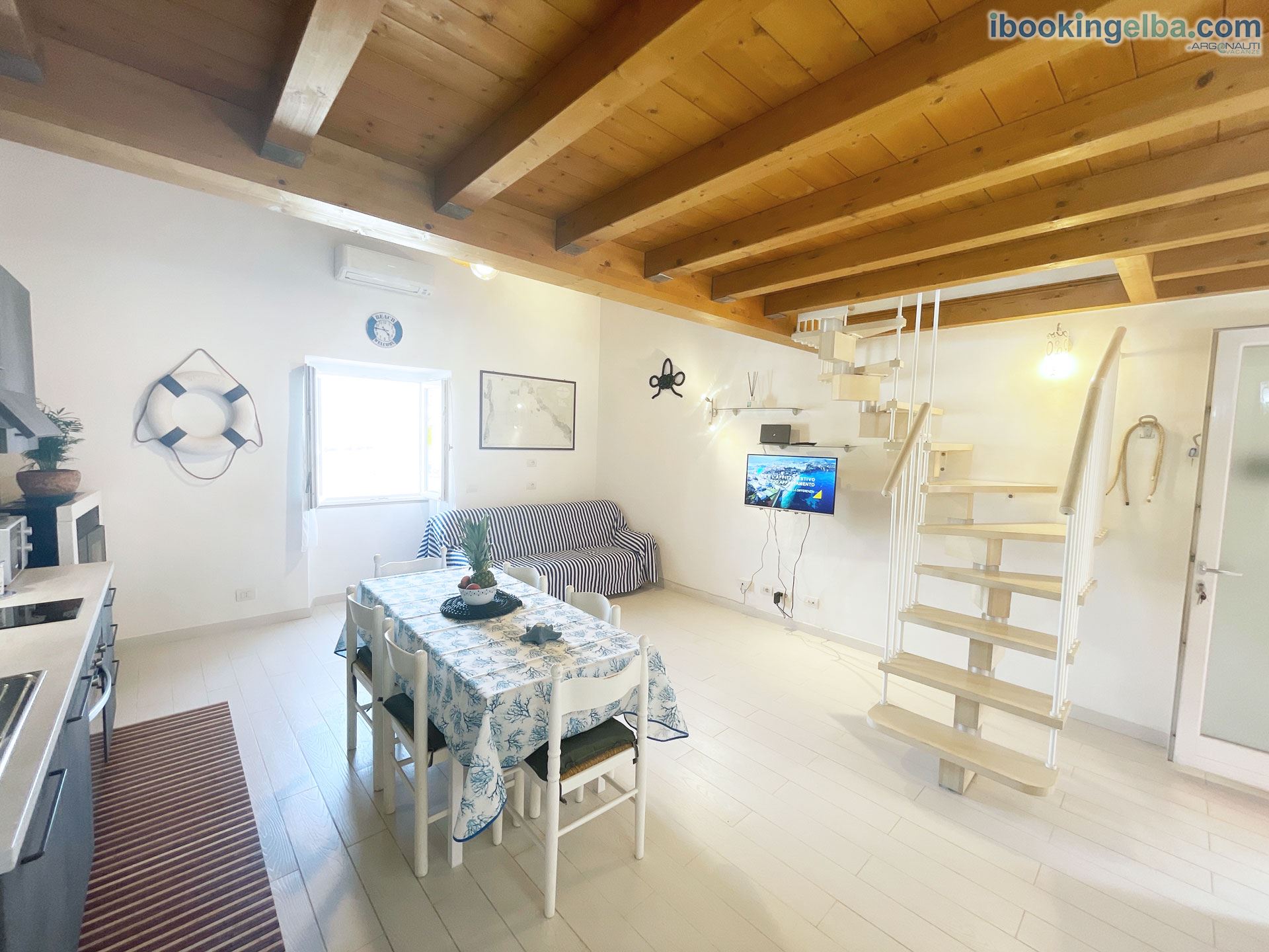 Casa Lo Chef - Soggiorno con Divano letto e zona TV