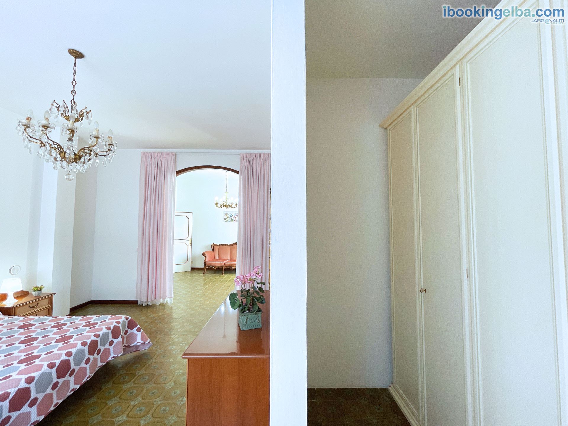 Casa Chiara - Camera Matrimoniale e zona armadio