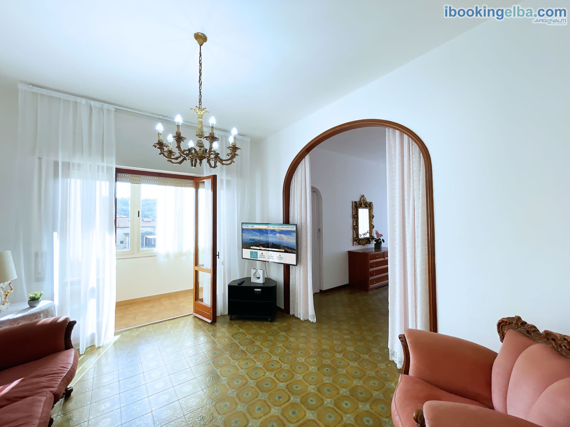 Casa Chiara - Salotto con TV e zona relax
