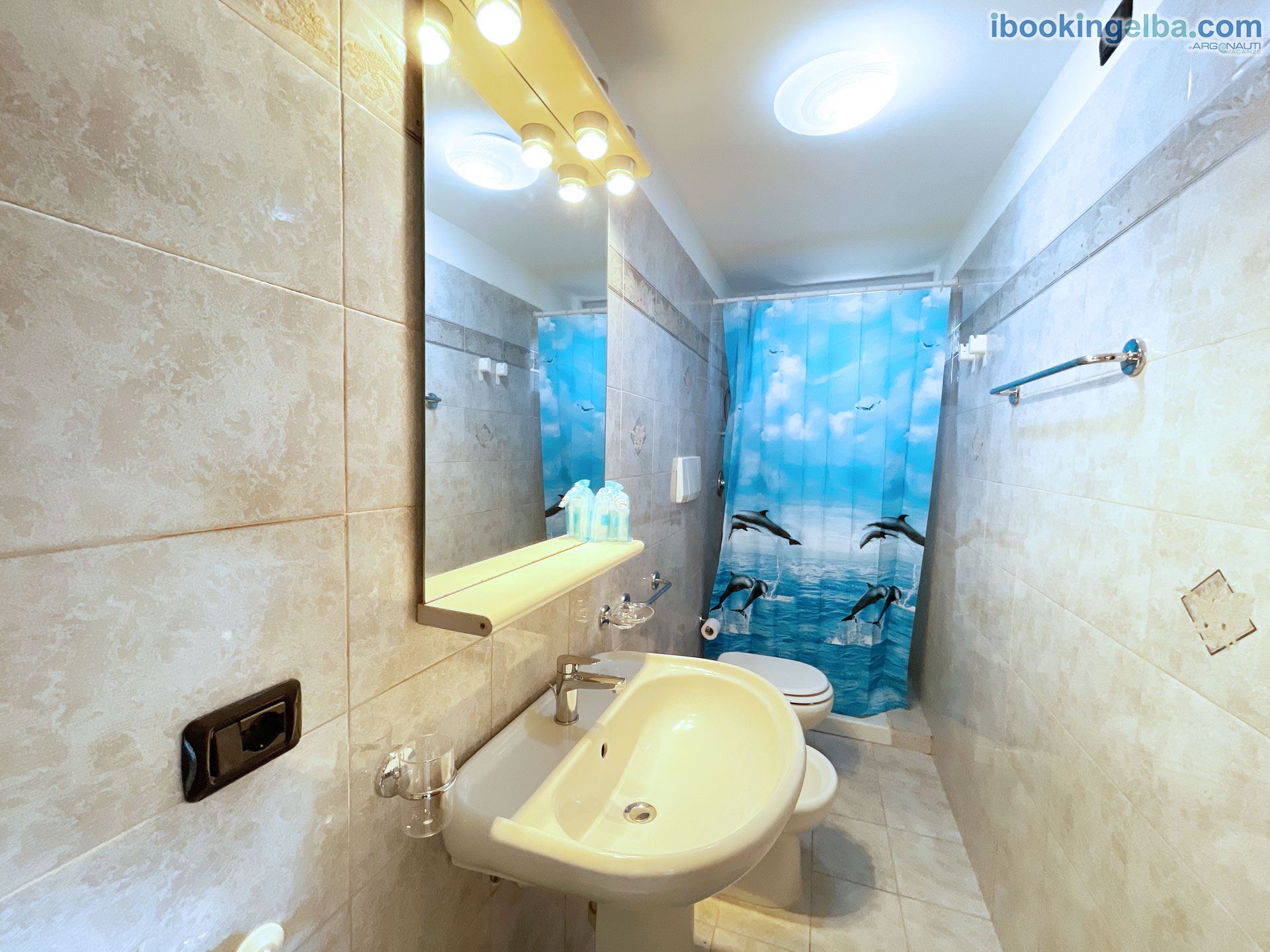 Casa Deni - Trilocale -Bagno con doccia