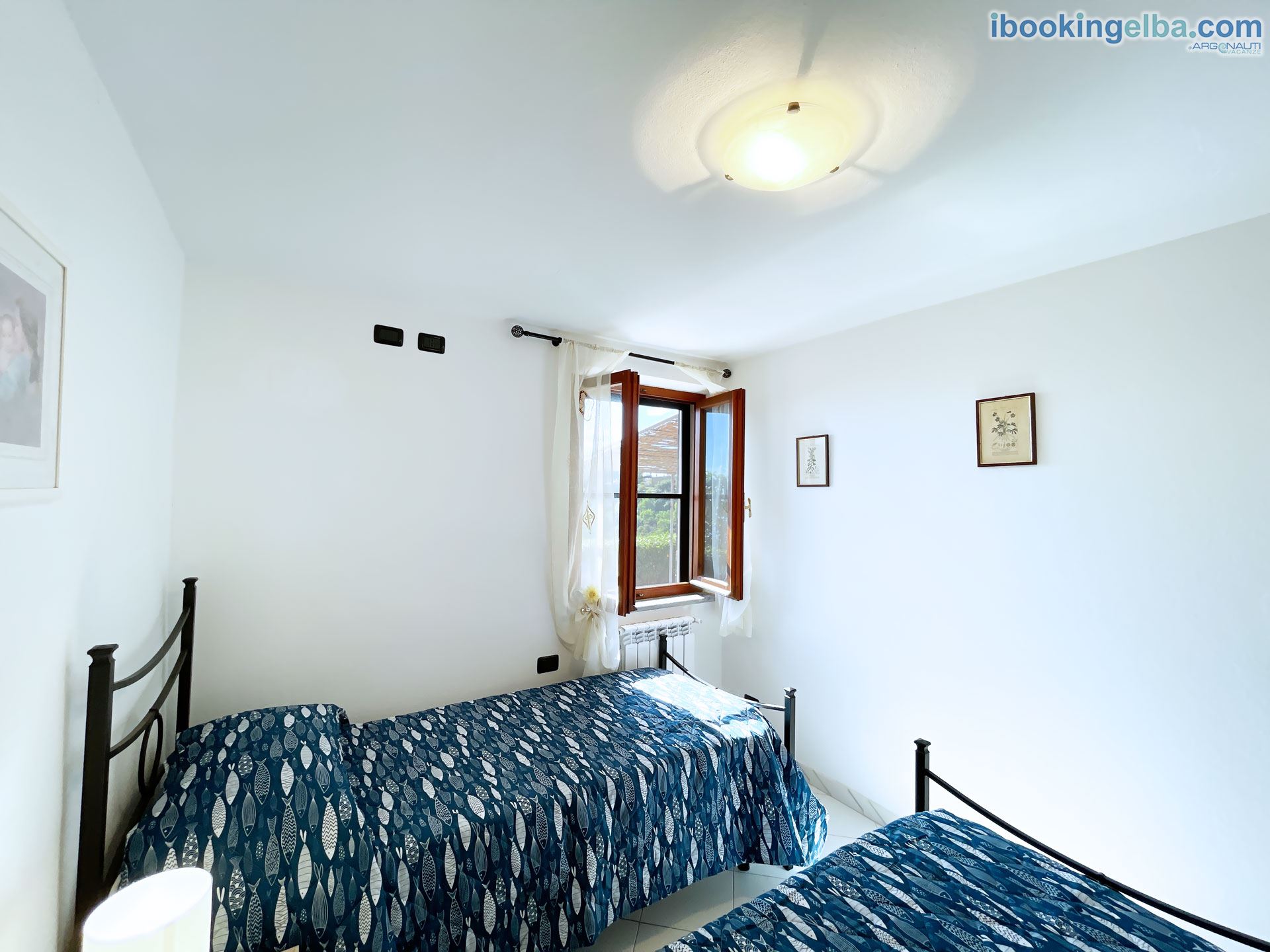 Casa Deni - Trilocale - Camera doppia con vista mare