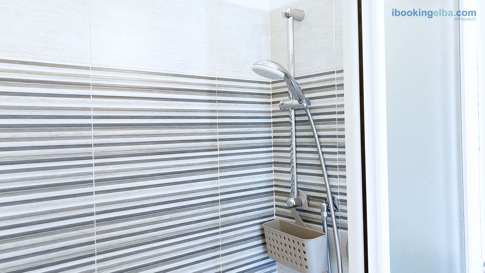 Dependance (1) - Bagno con Box Doccia