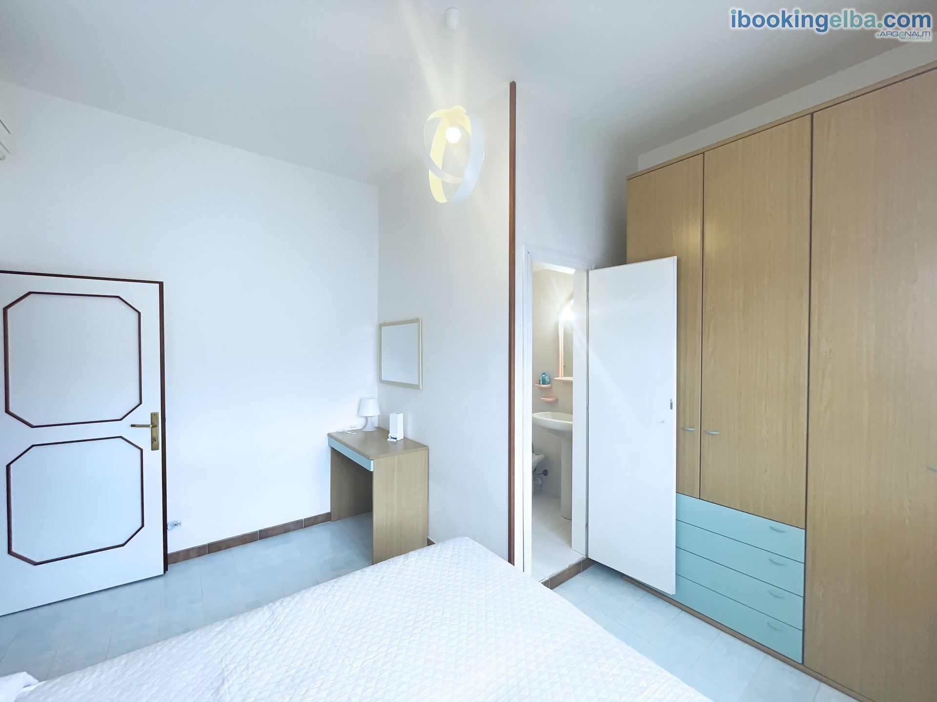 Casa Diana - Camera matrimoniale con bagno interno