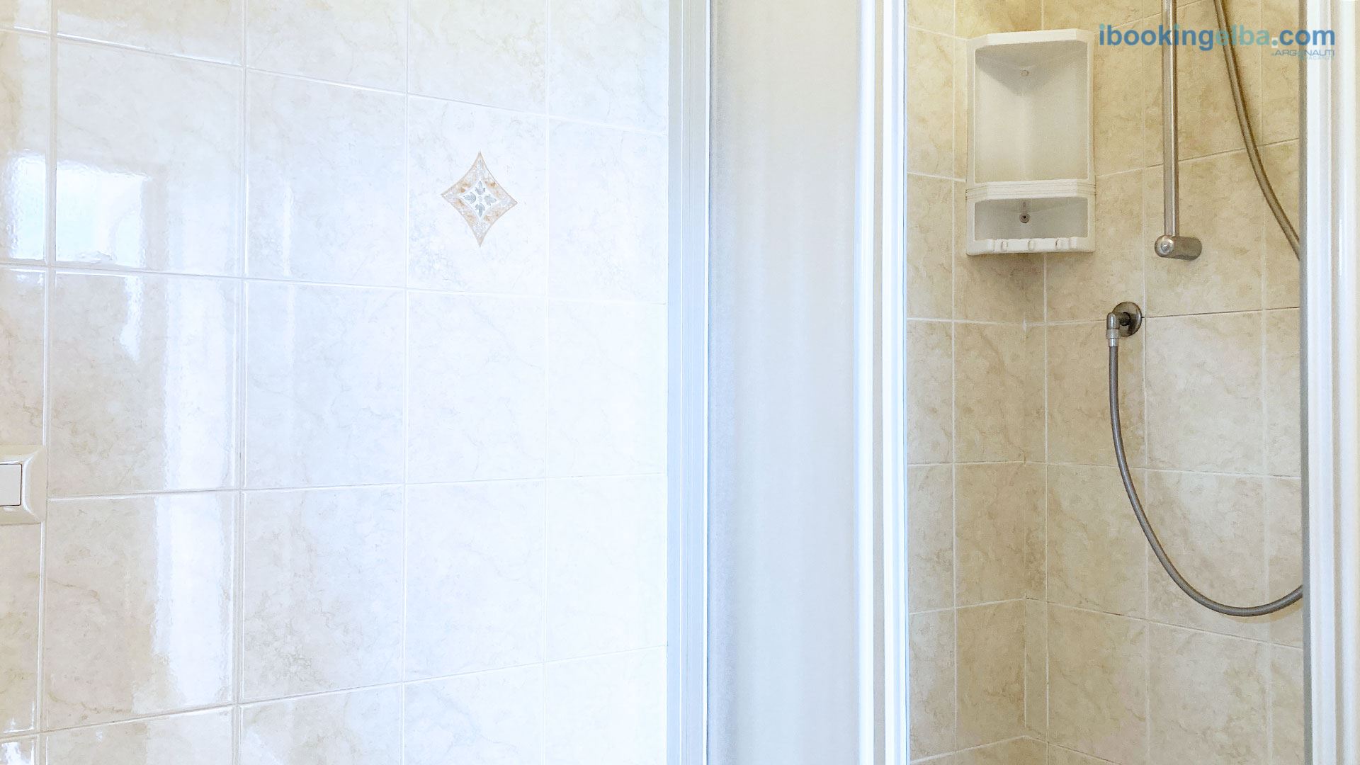 Casa Emy 2 - Bagno con Box Doccia