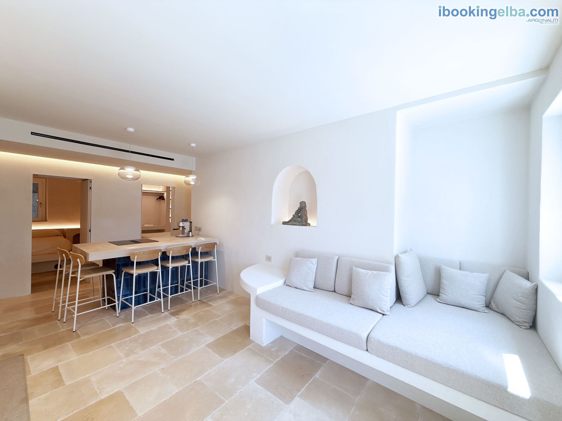 Casa Capo Enfola - Soggiorno con angolo cottura e zona pranzo