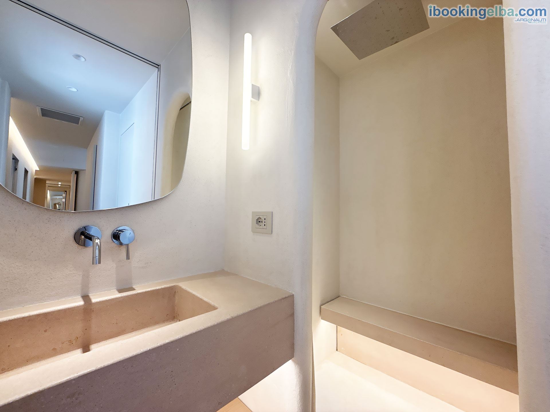 Casa Capo Enfola - Bagno con doccia