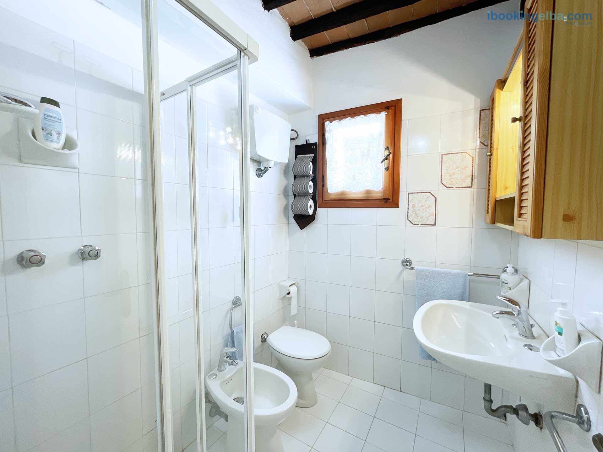 Casa Eva - Bagno con Box Doccia