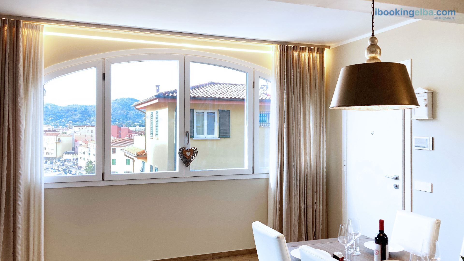 Falconetta Luxury House - Soggiorno con zona pranzo