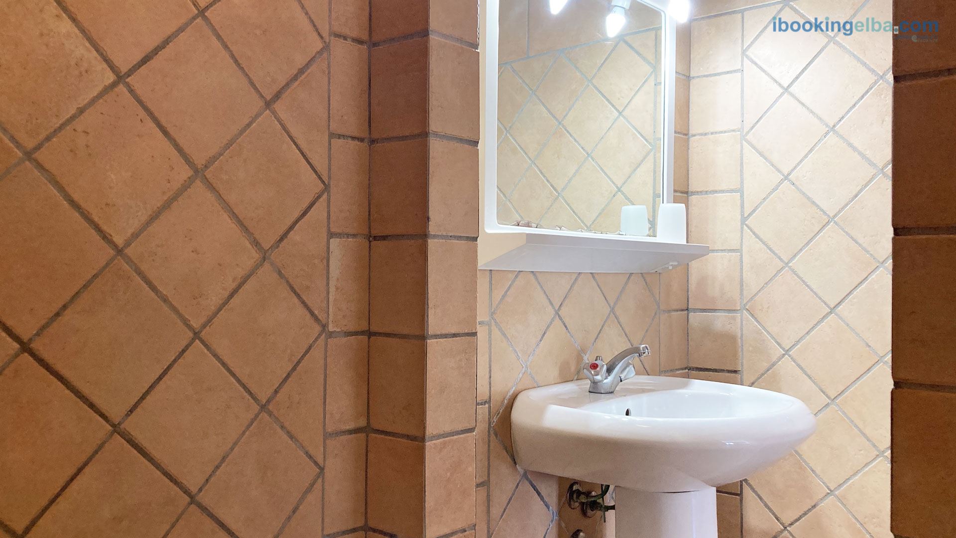 Bilo (4) Bagno con doccia