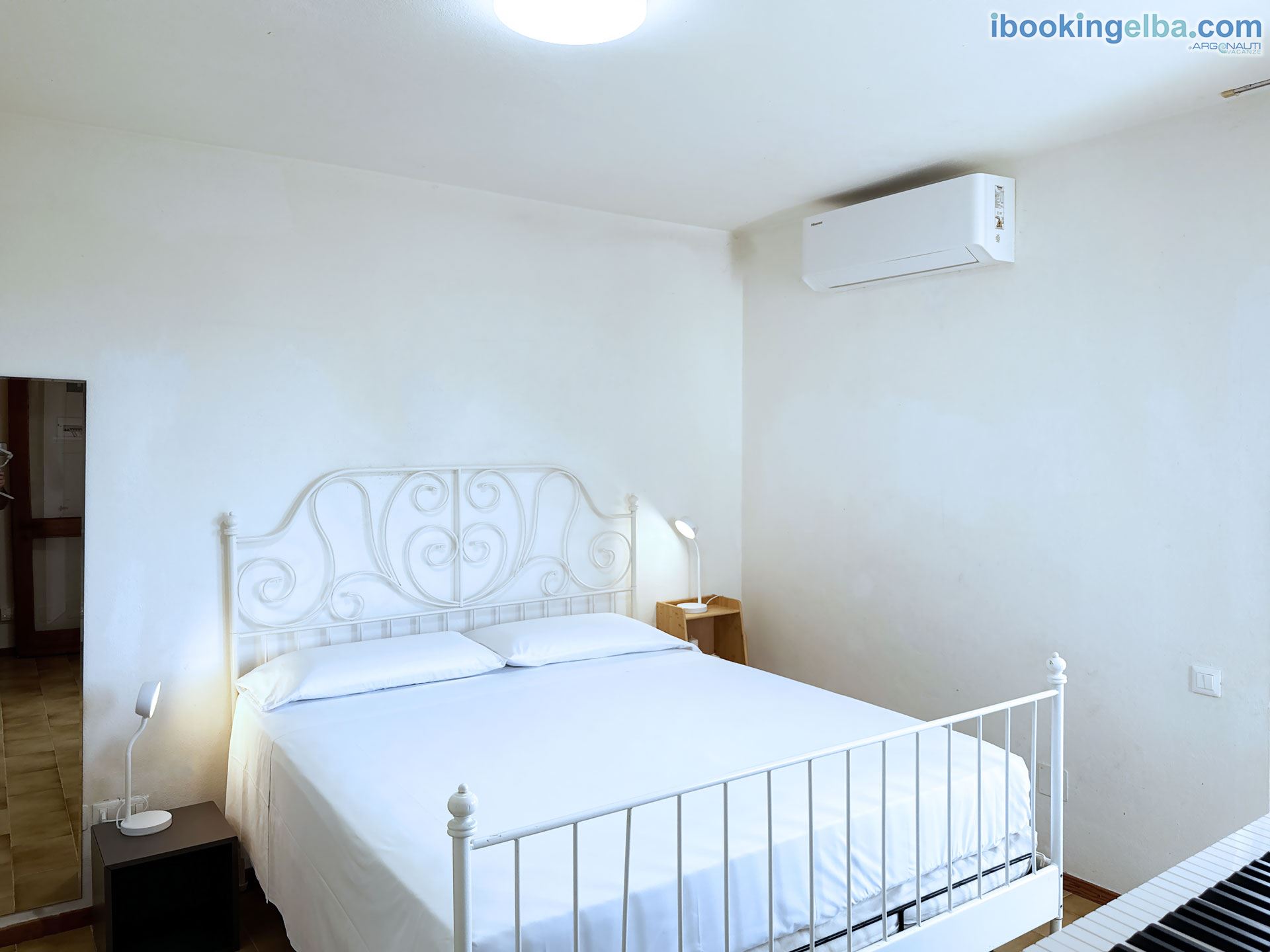 Villetta Fonza - Camera matrimoniale 3 con vista mare