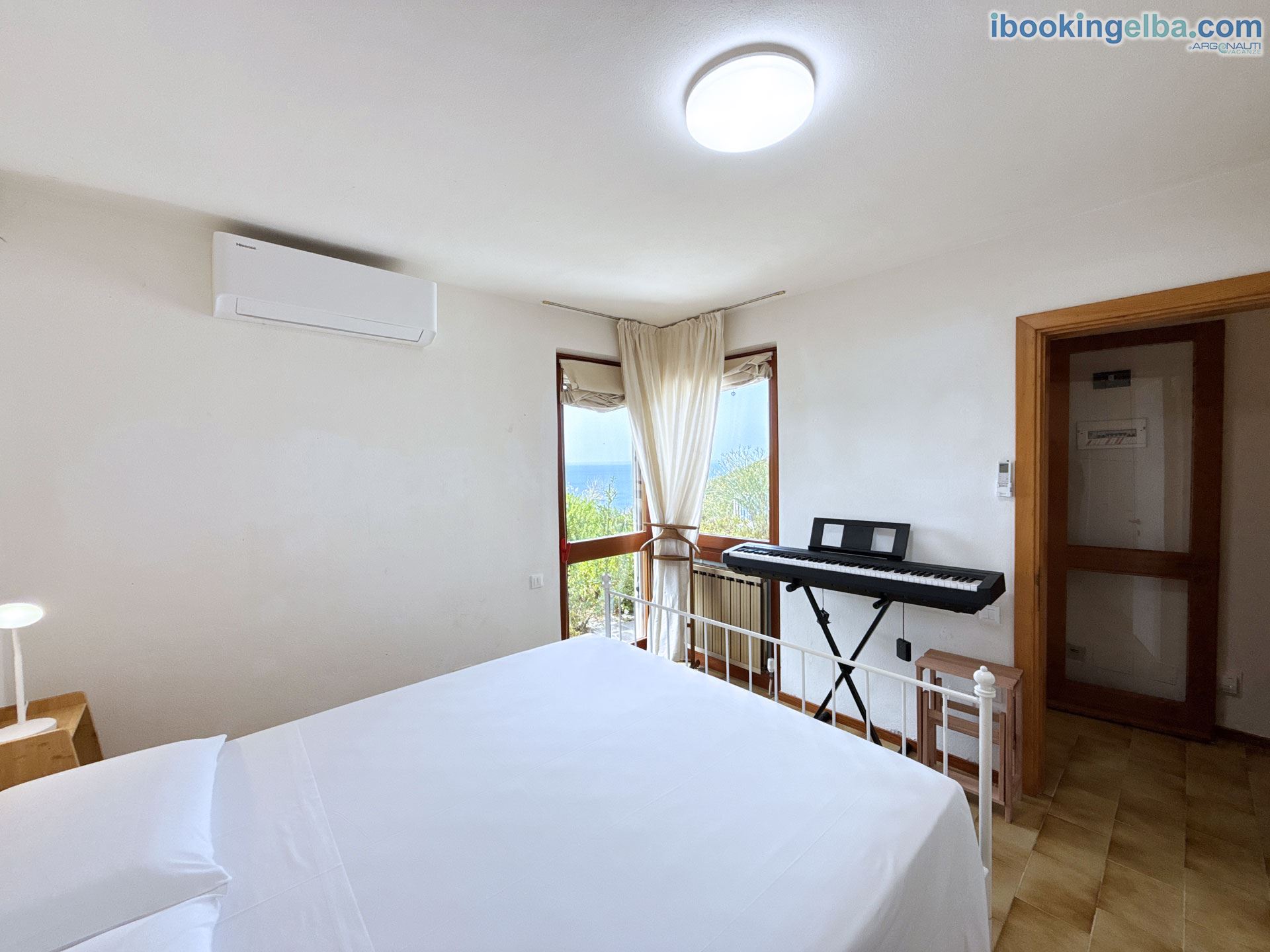 Villetta Fonza - Camera matrimoniale 3 con vista mare