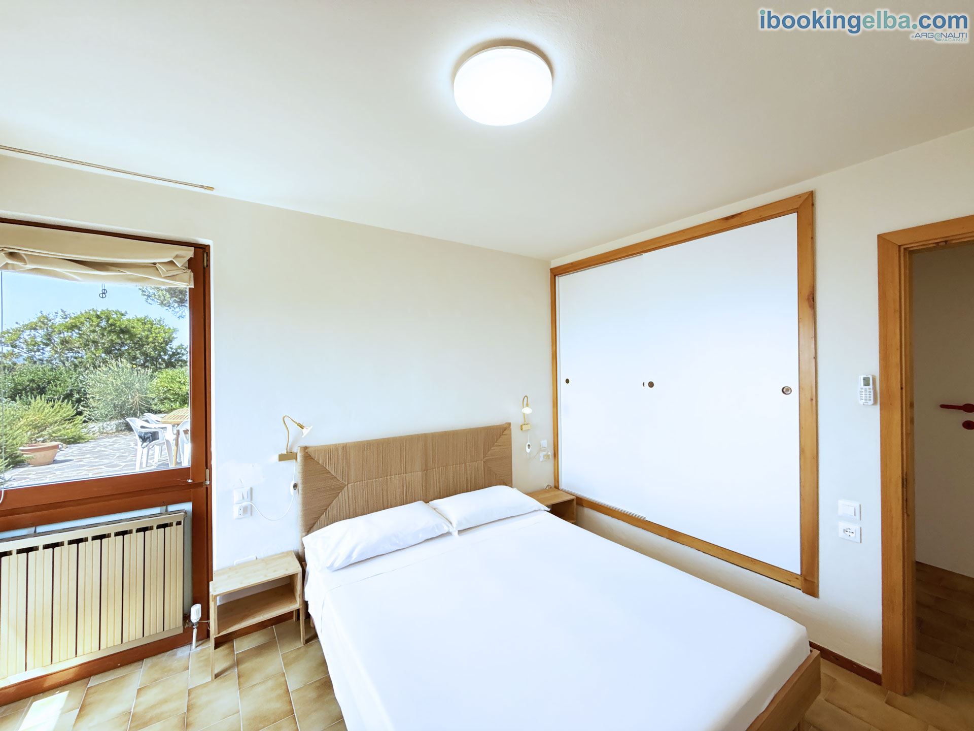 Villetta Fonza - Camera matrimoniale 1 con vista mare