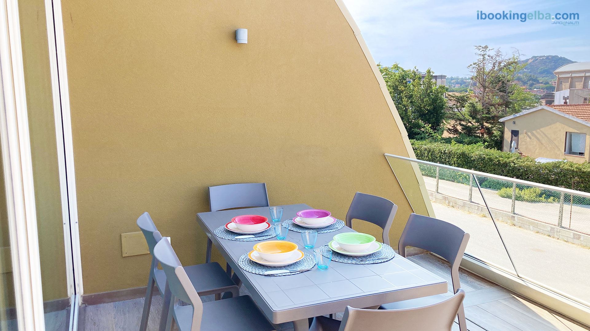 Terrazza attrezzata - Fronte Mare Suites - Quadrilocale (C)