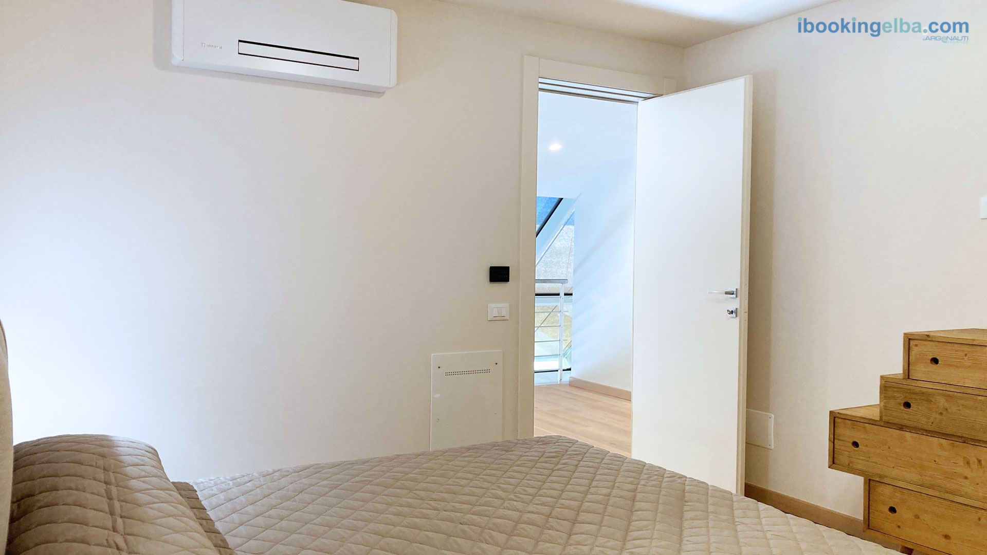 2° Livello - Camera Matrimoniale - Fronte Mare Suites - Quadrilocale (E)