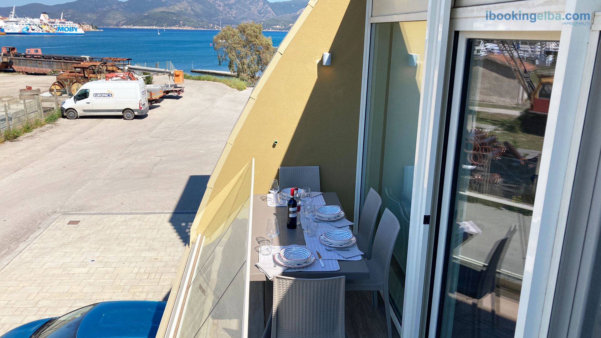 Terrazza attrezzata vista mare - Fronte Mare Suites - Quadrilocale (E)