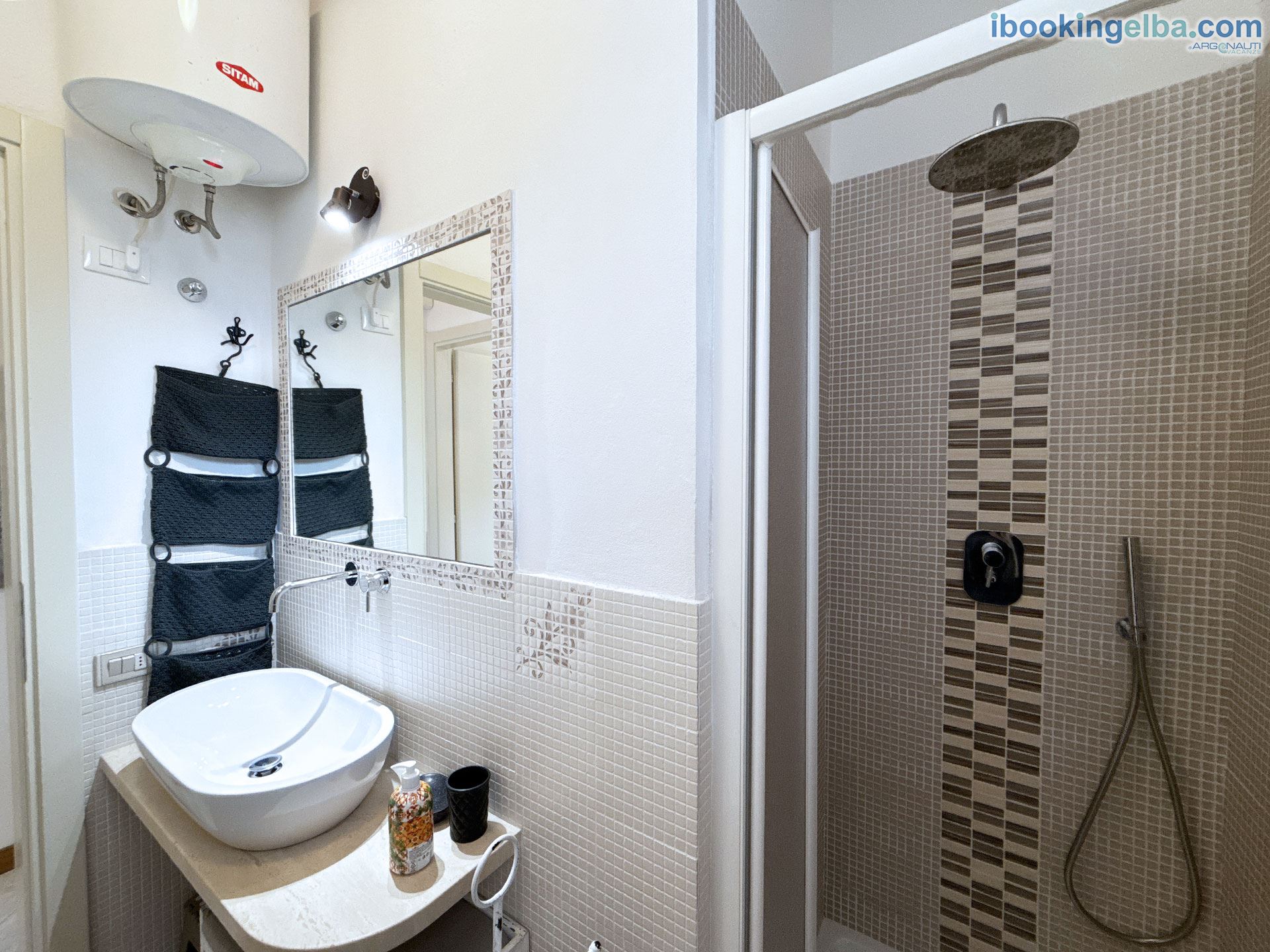Home Camy - Bagno con box doccia