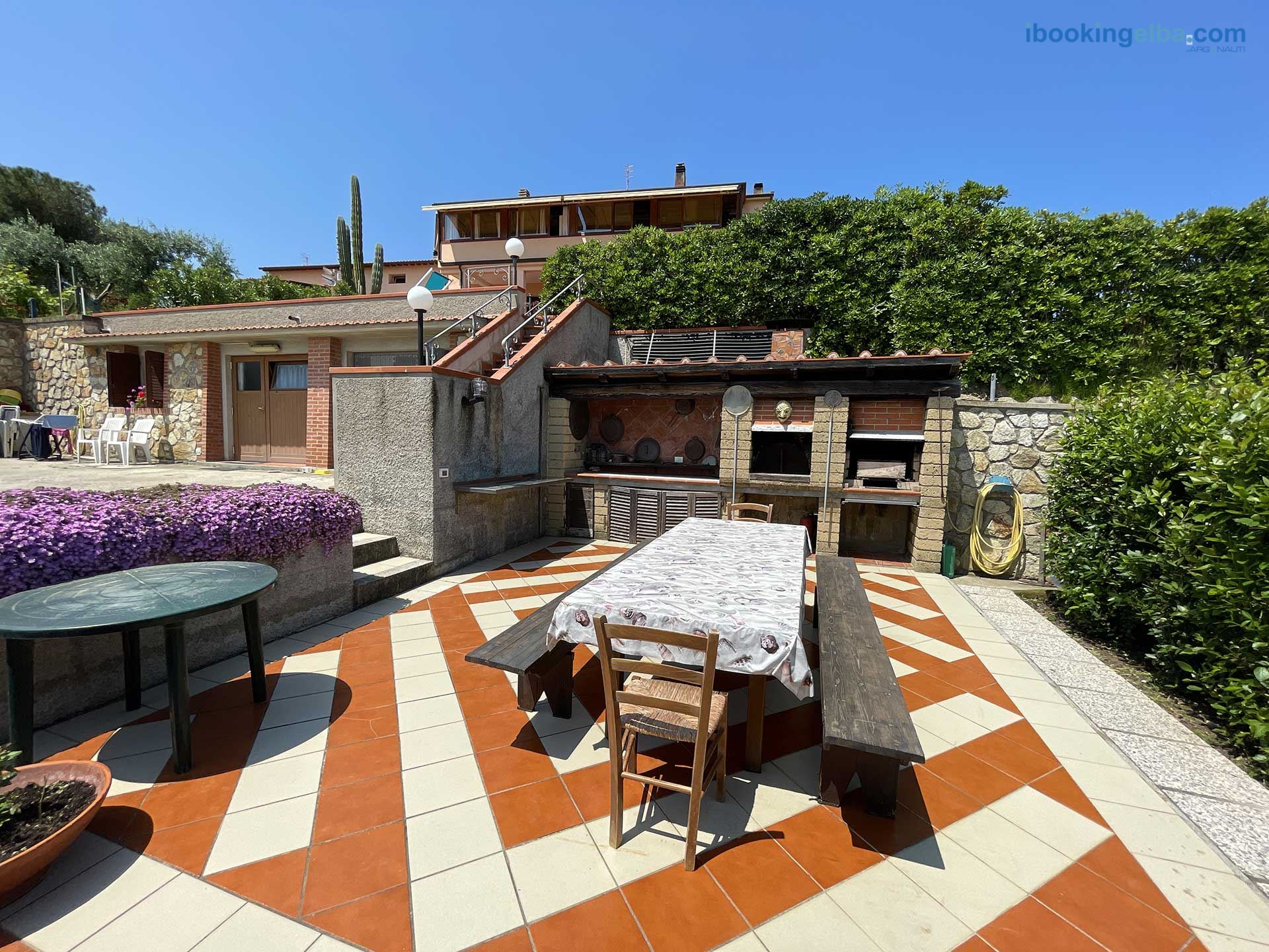 Casa I Cycas - Zona Barbecue, Forno a Legna con Tavolino