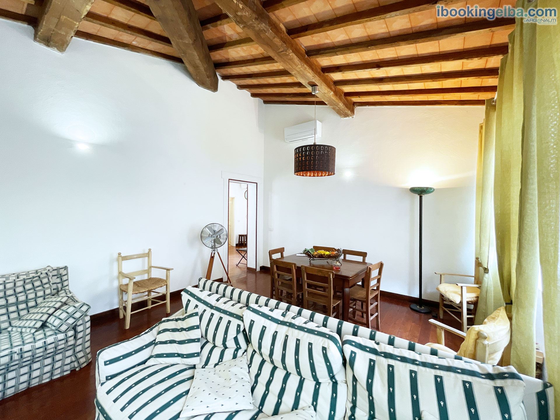 Casa Kennedy - Soggiorno con zona pranzo e relax