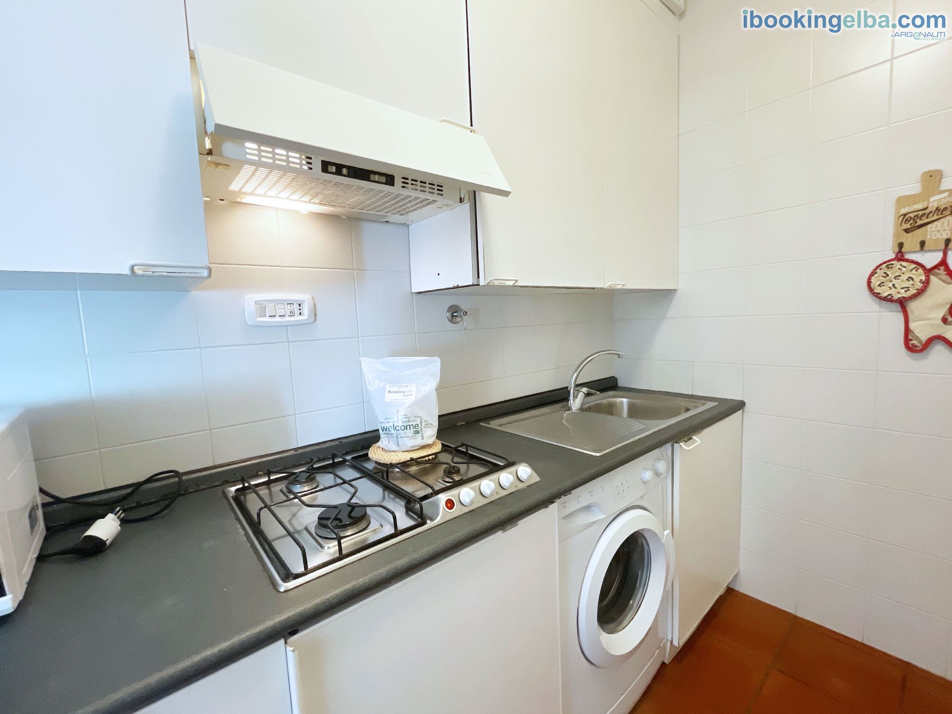 Sant'Anna del Volterraio - Maestra 56 - Cucina, particolare del piano cottura