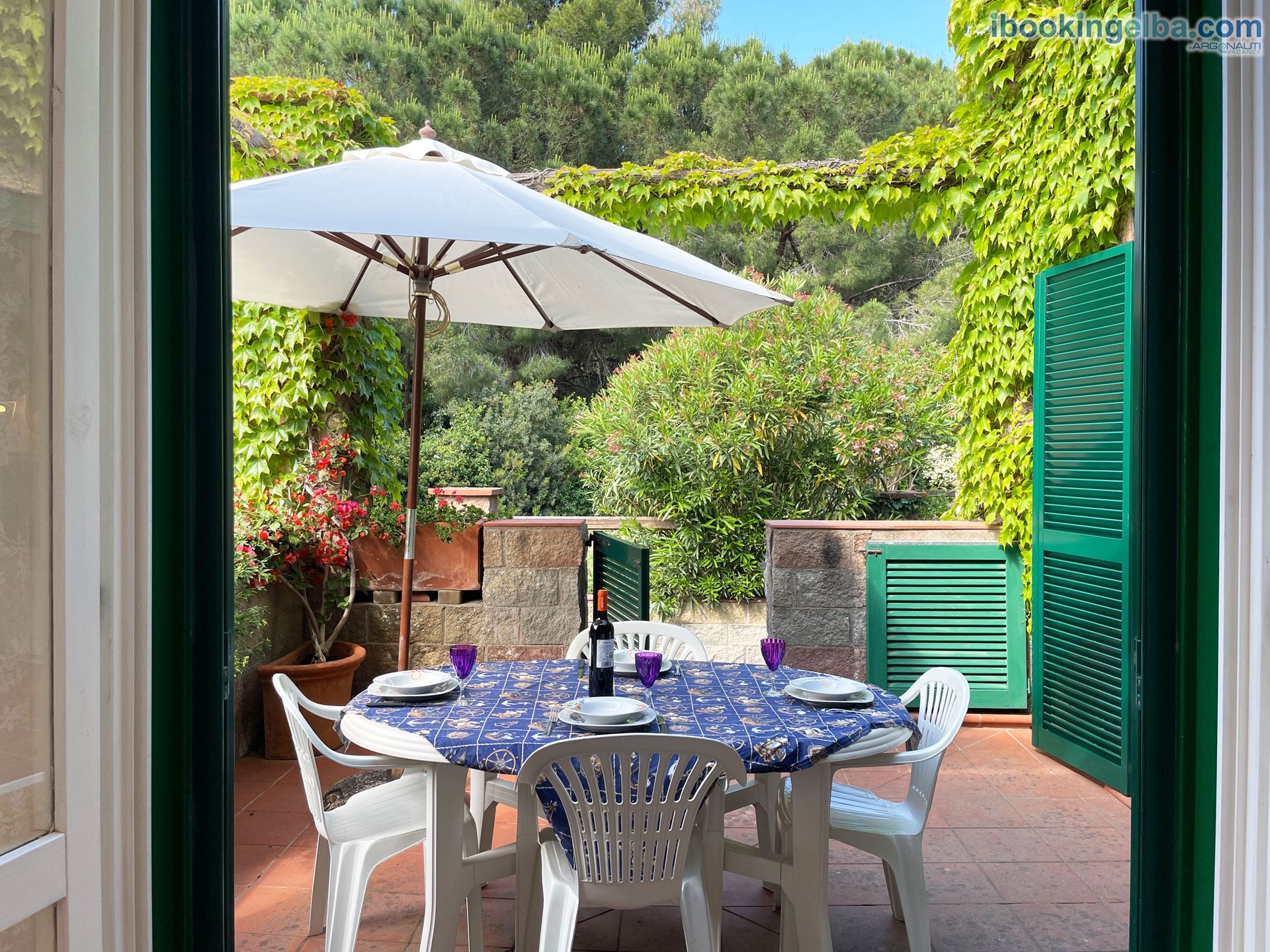 Sant'Anna del Volterraio - Maestra 56 - Accesso del patio dalla camera