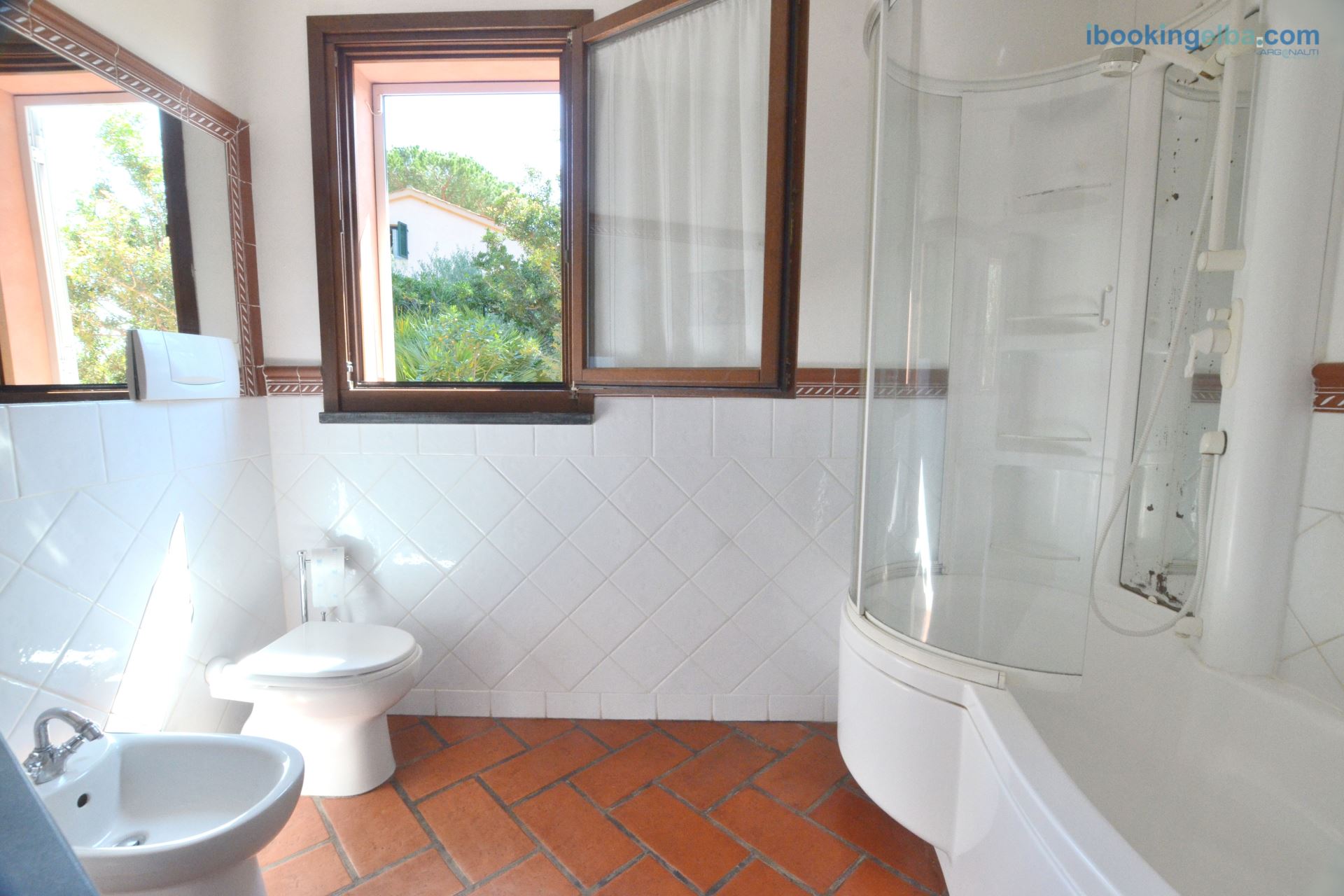 VILLA MANUELA - BAGNO BOX DOCCIA / VASCA