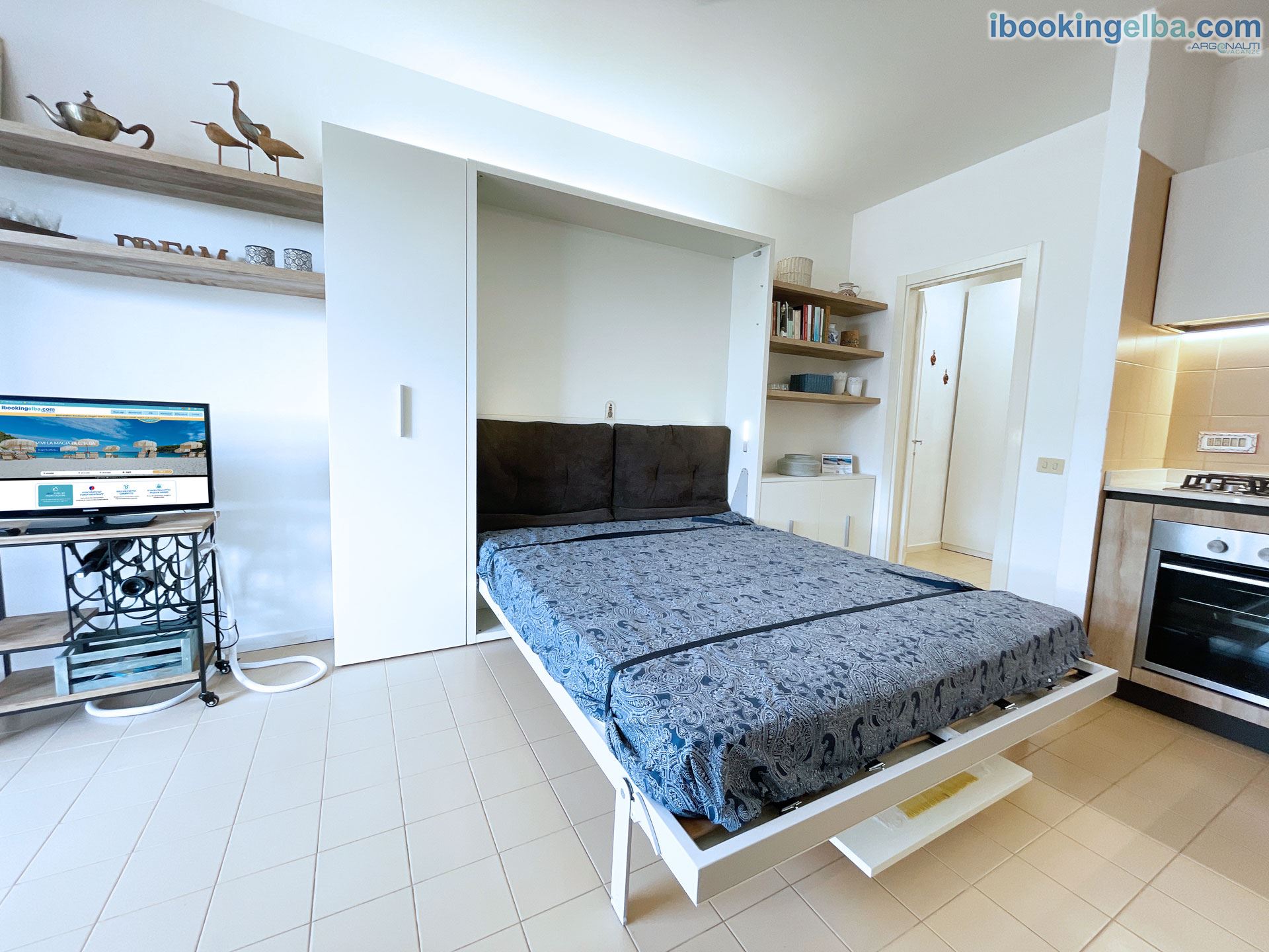 Sant'Anna del Volterraio - Margherite 5 - Soggiorno con Letto Matrimoniale a Scomparsa