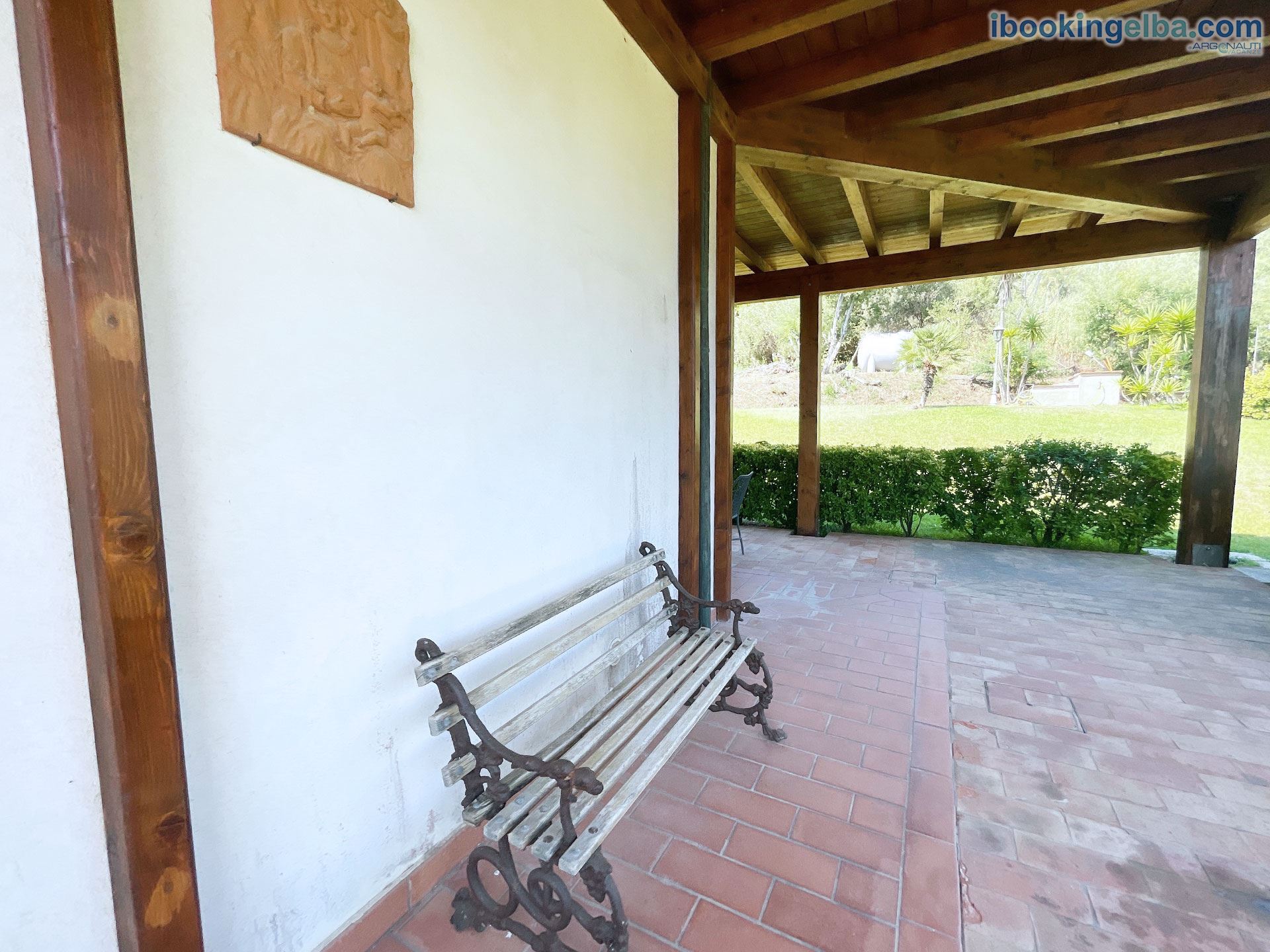 Villa Presaccia - Piano terra - Porticato - Entrata Est