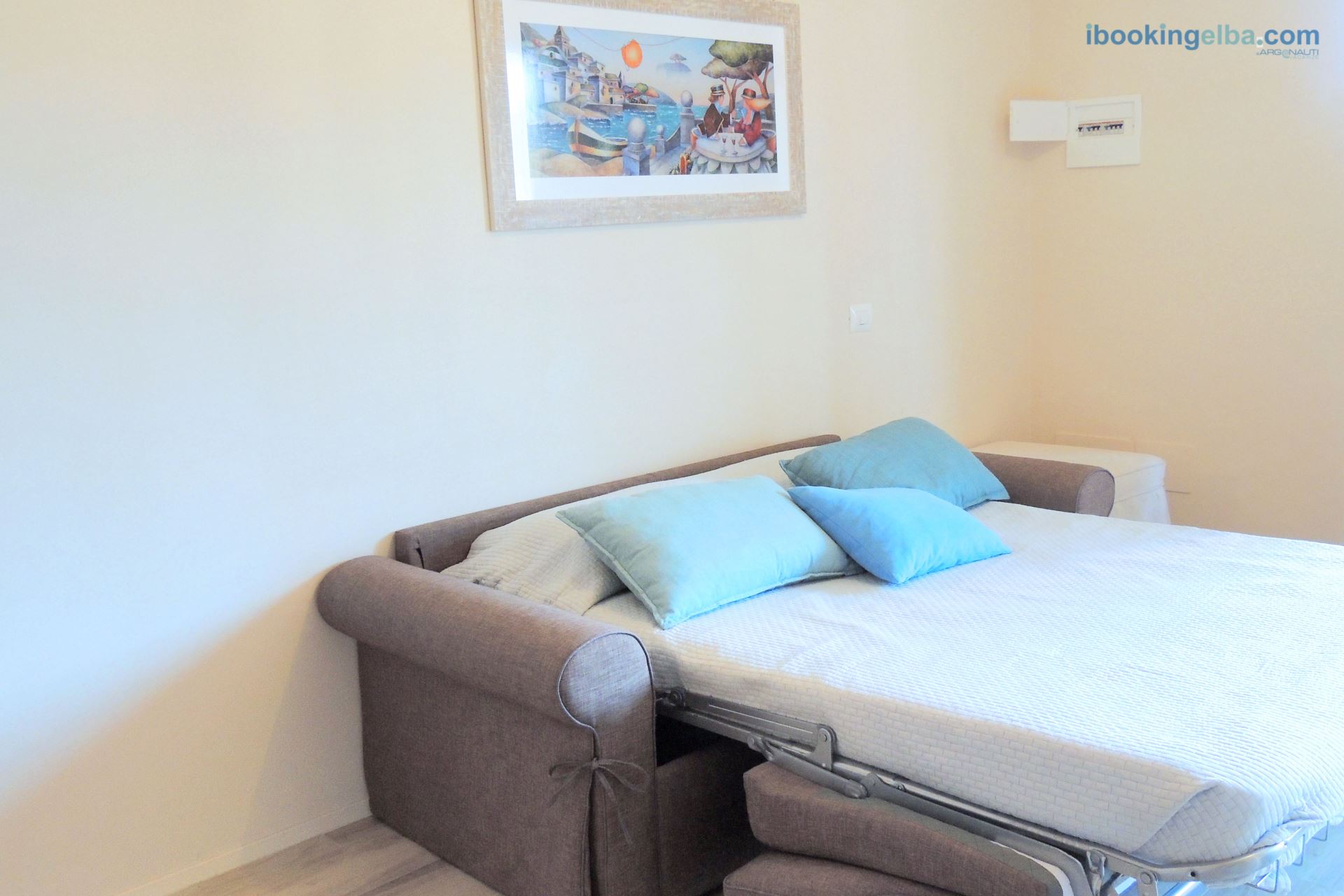 Sogno Azzurro - Quadri Deluxe (n°16) Soggiorno con divano letto aperto
