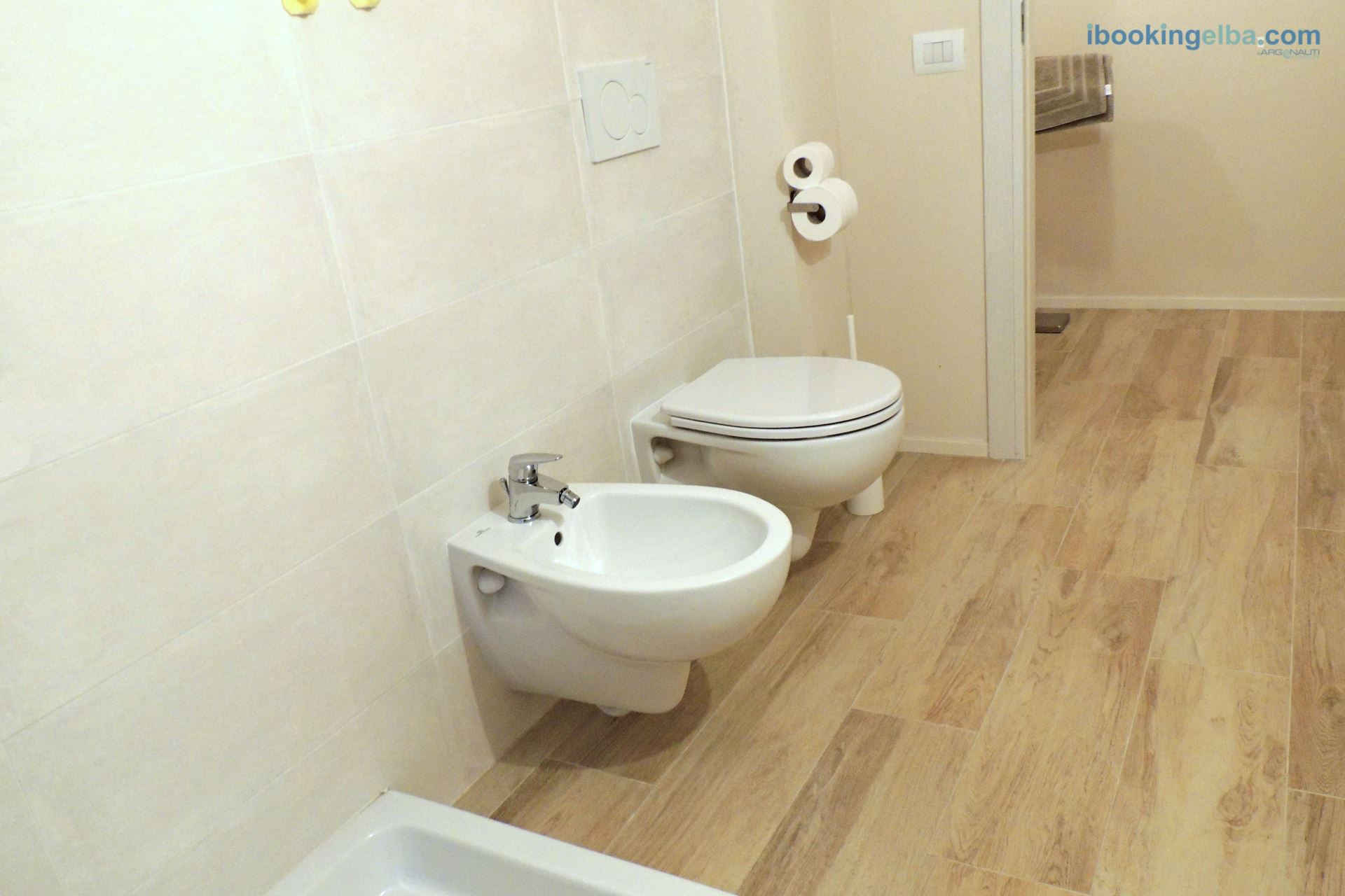 Sogno Azzurro - Quadri Deluxe (n°16) Bagno doccia con tenda (secondo livello)cia con tenda