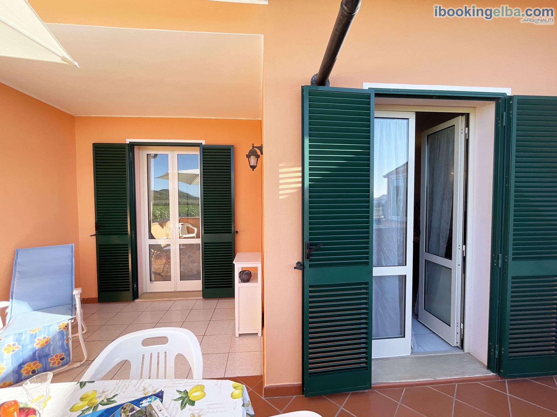 Sunset House - (Primo Piano) Terrazza in comune camera matrimoniale e soggiorno