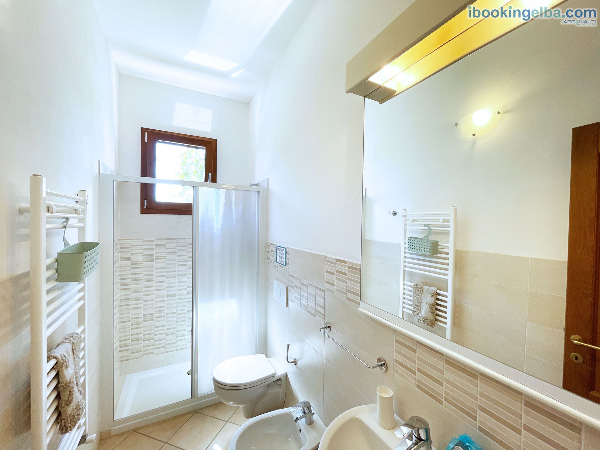 La Risacca - Trilocale Vista Mare - Bagno con box doccia