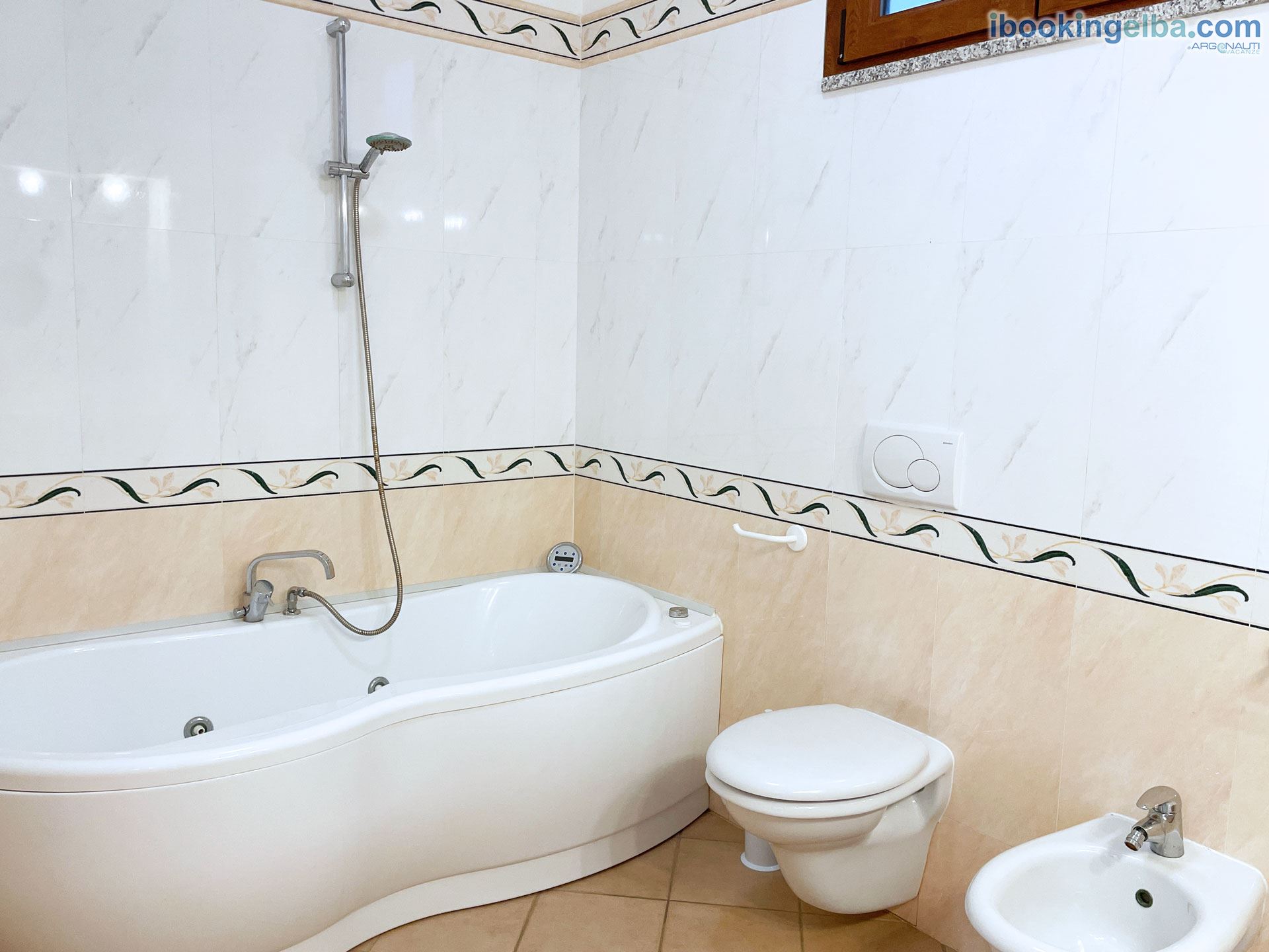 La Risacca - Superior - (1° livello) Bagno con vasca