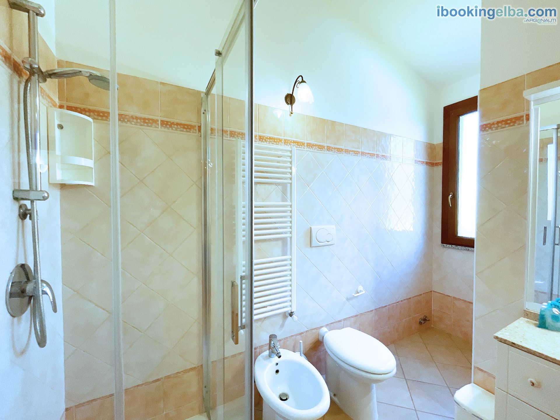 La Risacca - Superior - (2° livello) Bagno con box doccia