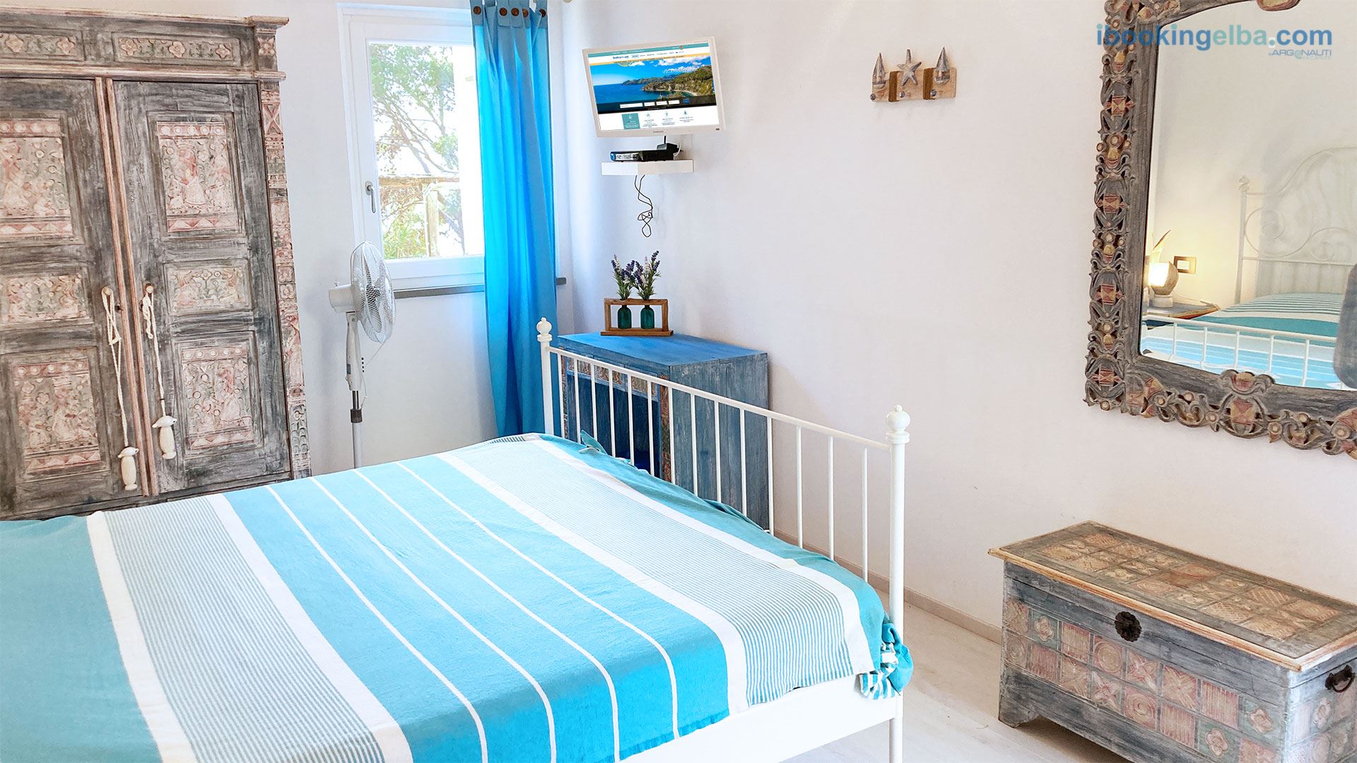 Villa Incantata - Camera Matrimoniale La Bleue con ingresso indipendente e bagno privato