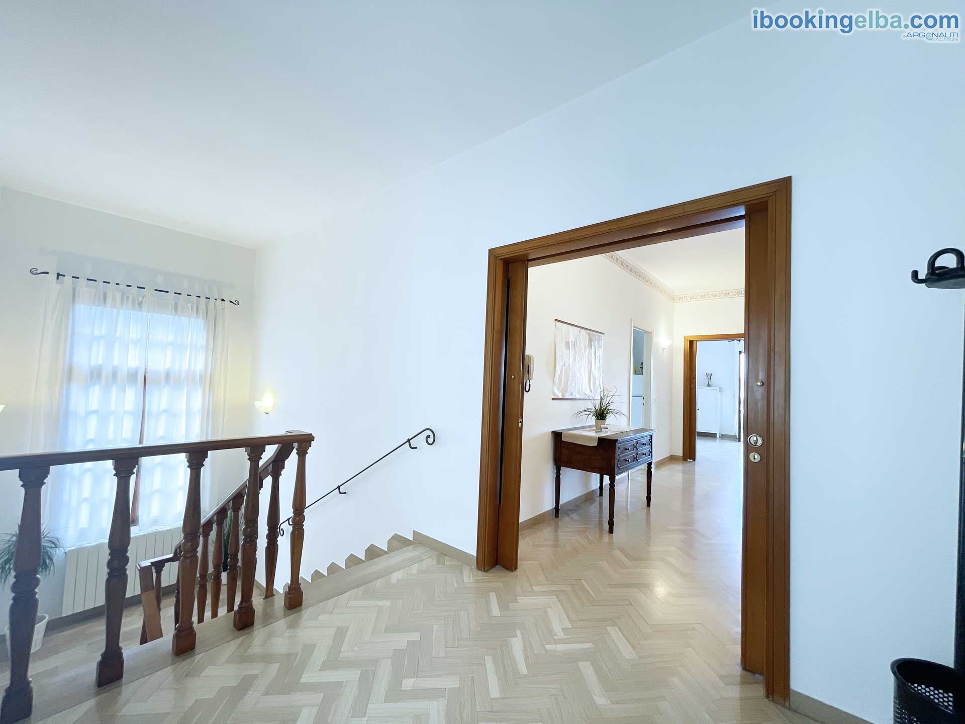 VILLA BEL PANORAMA - PRIMO PIANO - CORRIDOIO